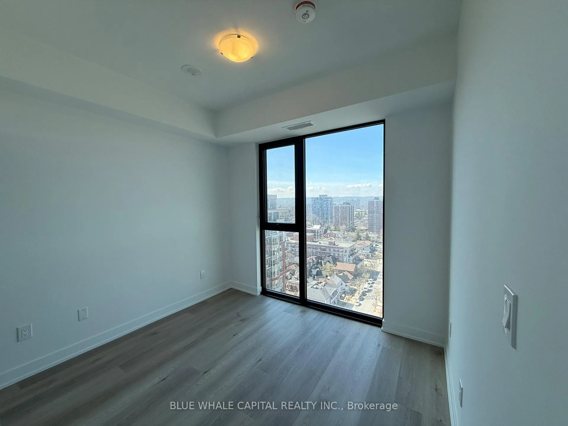 Photo 15 of Unit 1510, 2075 Lakeshore Road, Burlington, Brant — HOMEH