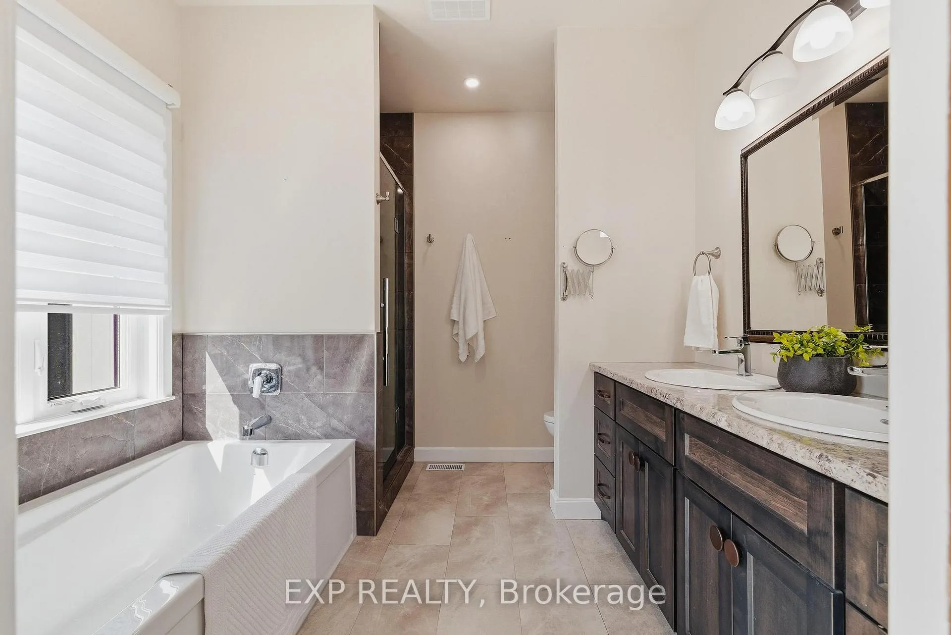 Photo 18 of 42551 C Line Road, Morris Turnberry, Turnberry — HOMEH