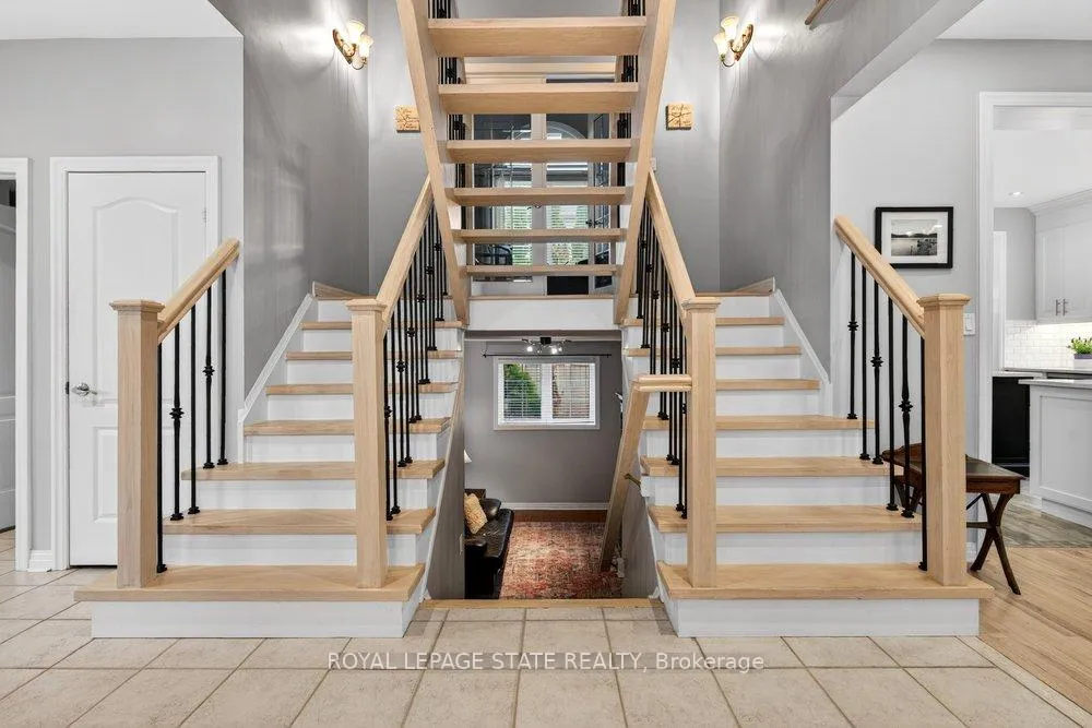 Photo 5 of 5901 Chercover Court, Burlington, Orchard — HOMEH