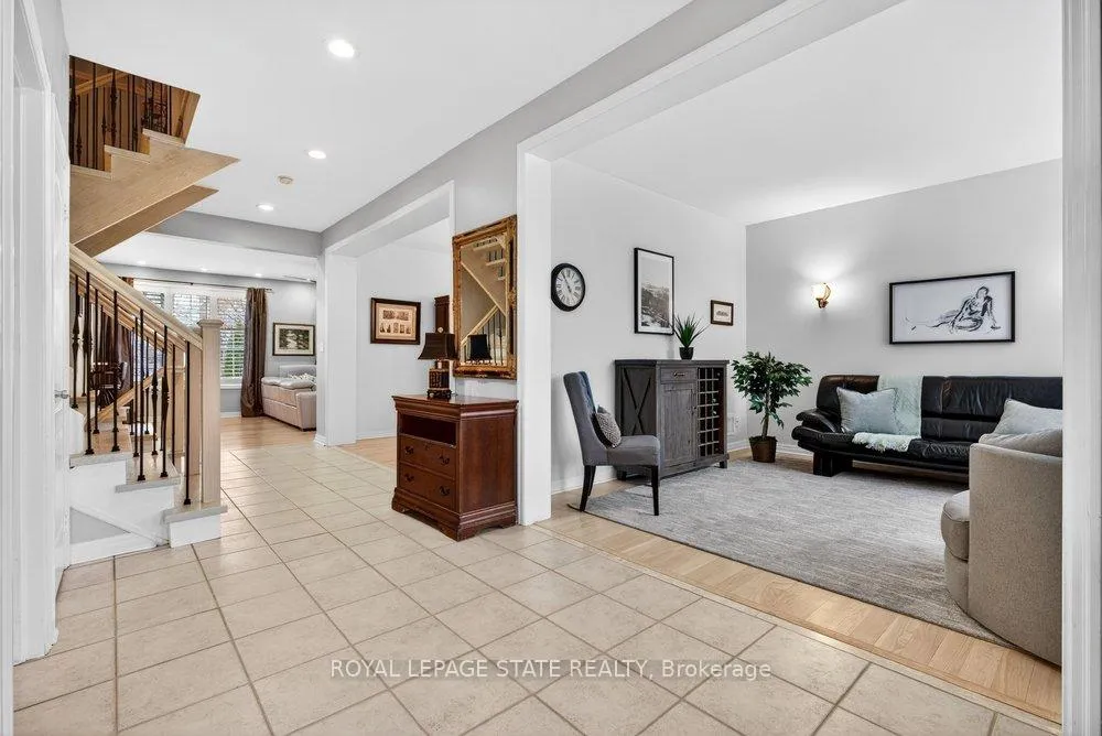 Photo 14 of 5901 Chercover Court, Burlington, Orchard — HOMEH
