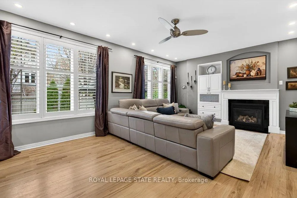 Photo 23 of 5901 Chercover Court, Burlington, Orchard — HOMEH