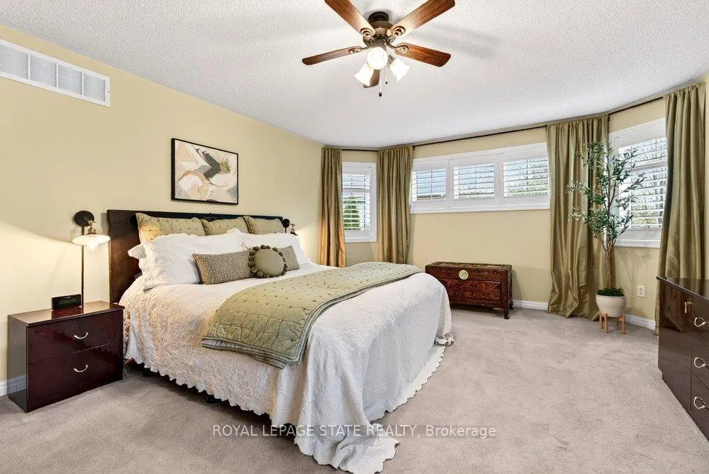 Photo 29 of 5901 Chercover Court, Burlington, Orchard — HOMEH
