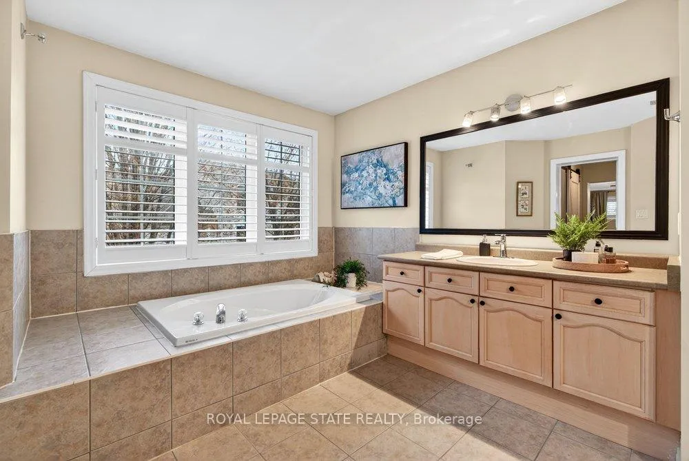 Photo 30 of 5901 Chercover Court, Burlington, Orchard — HOMEH