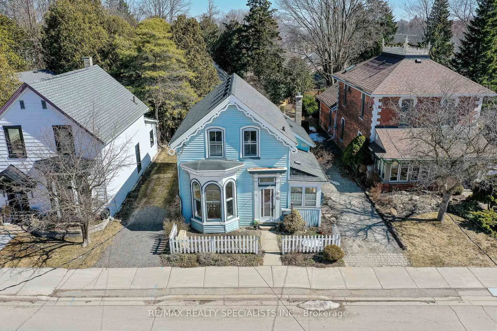 Photo 29 of 63 Mill Street, Orangeville — HOMEH