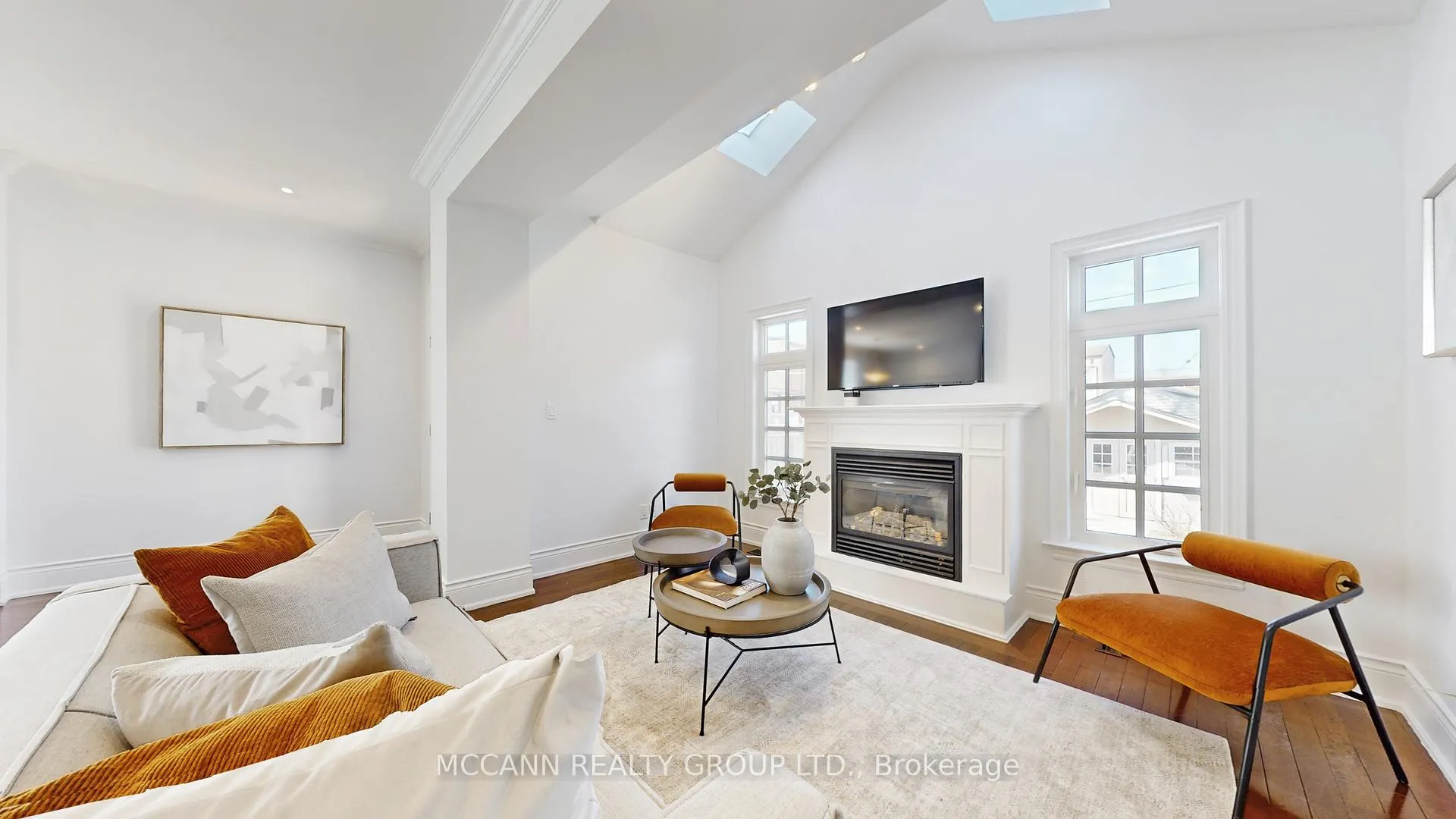 Photo 9 of 90 Haddington Avenue, Toronto, Bedford Park-Nortown — HOMEH