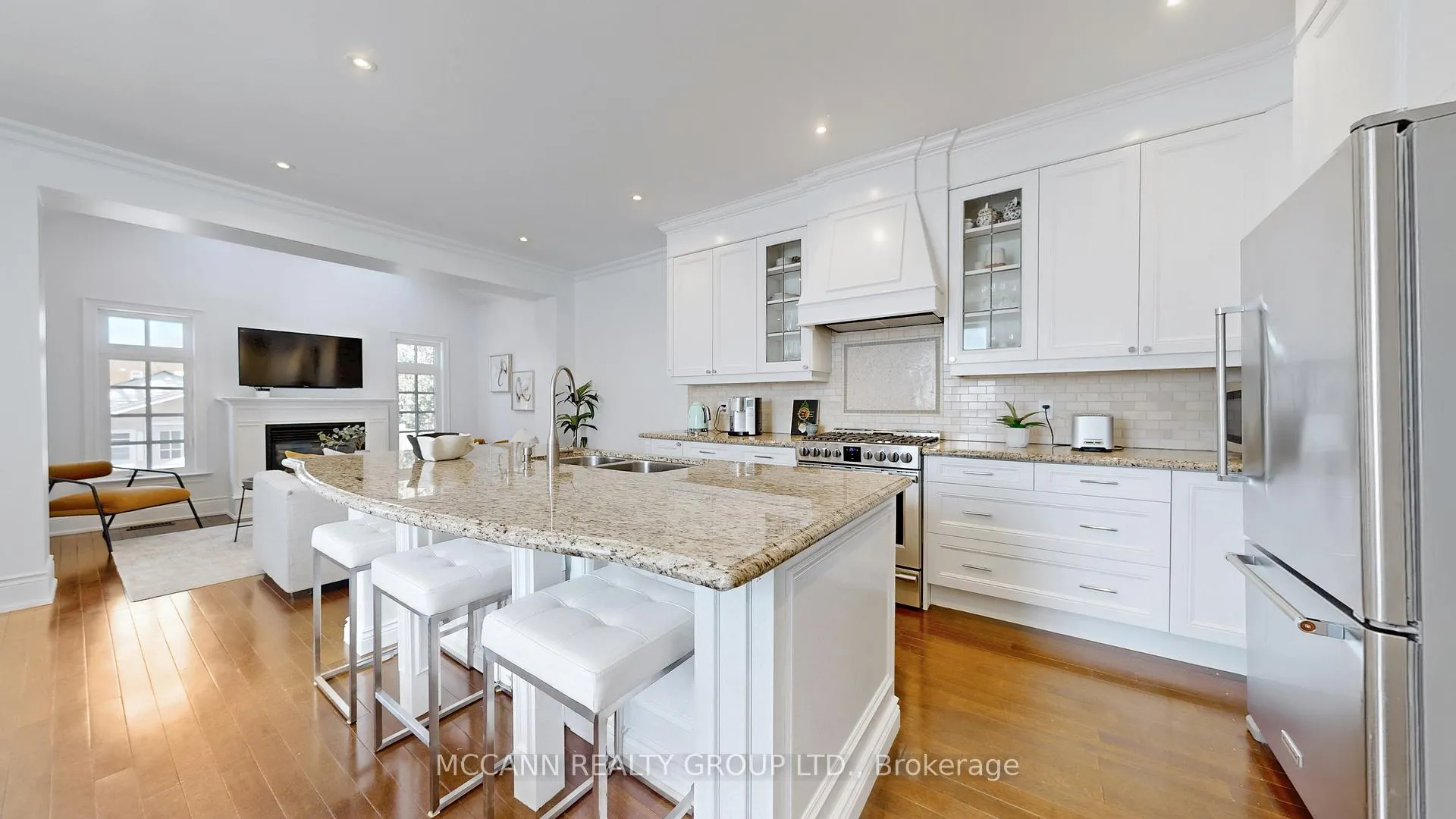 Photo 13 of 90 Haddington Avenue, Toronto, Bedford Park-Nortown — HOMEH
