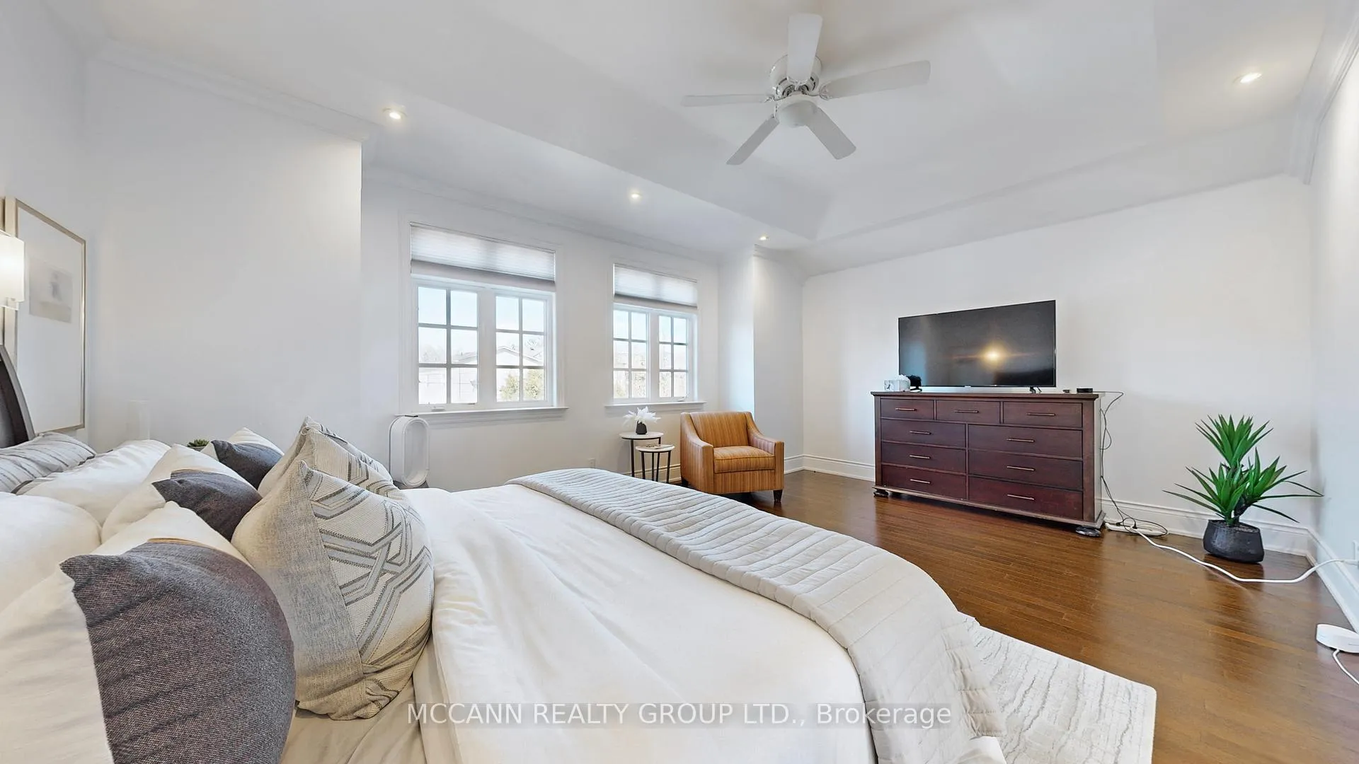 Photo 22 of 90 Haddington Avenue, Toronto, Bedford Park-Nortown — HOMEH