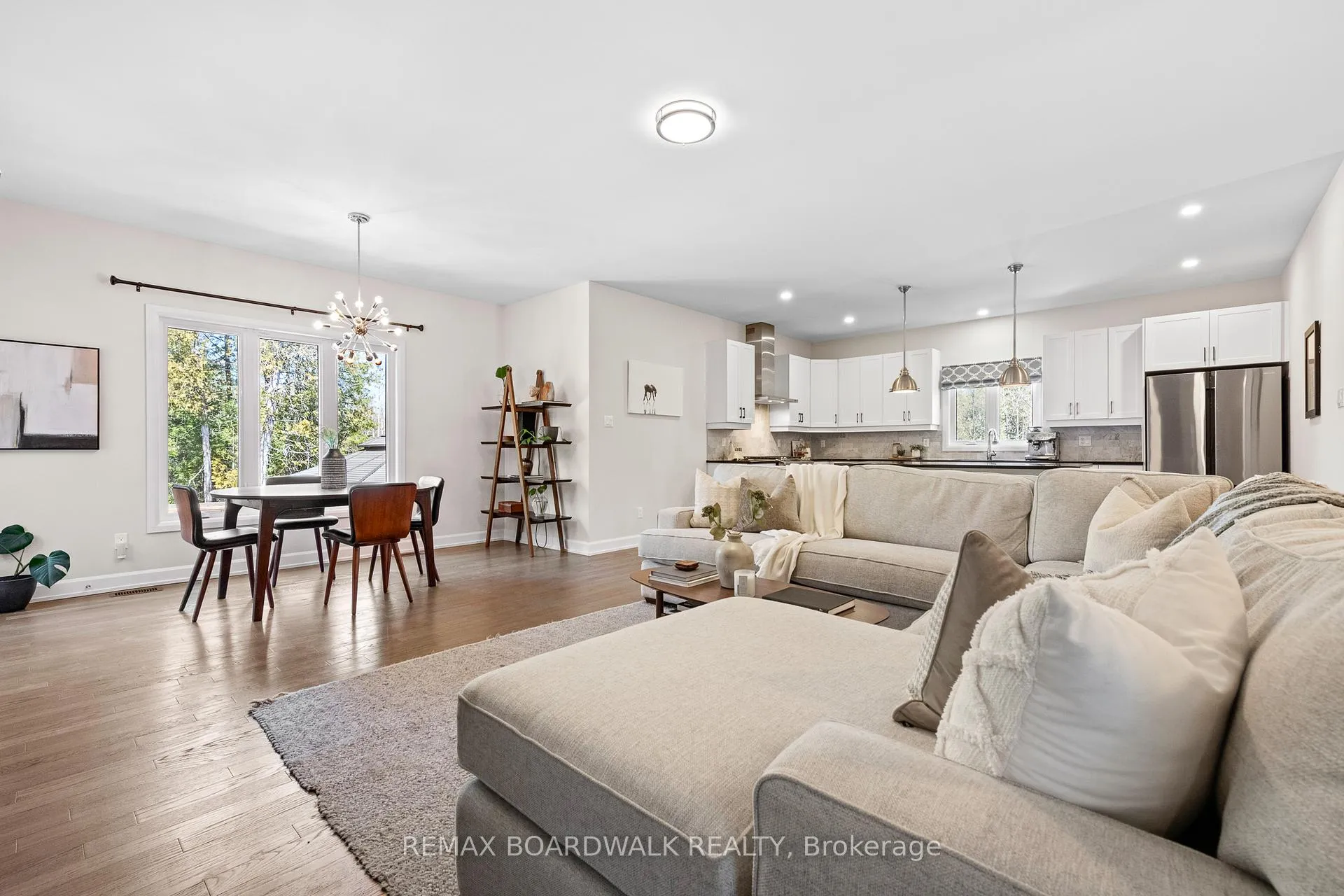 Photo 11 of 400 Cinnamon Crescent, Ottawa, Fitzroy Ward (South West) — HOMEH