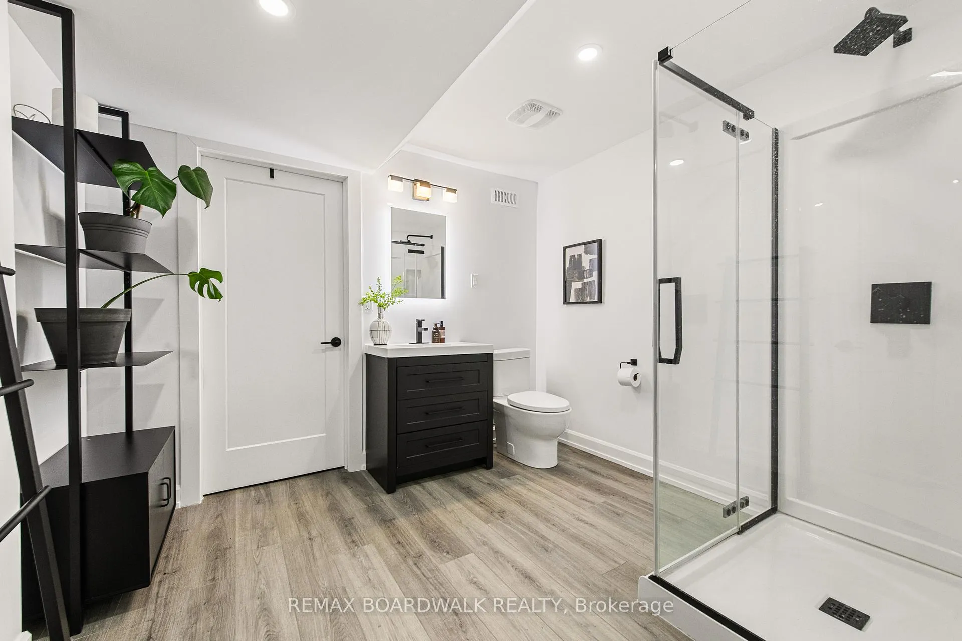 Photo 33 of 400 Cinnamon Crescent, Ottawa, Fitzroy Ward (South West) — HOMEH