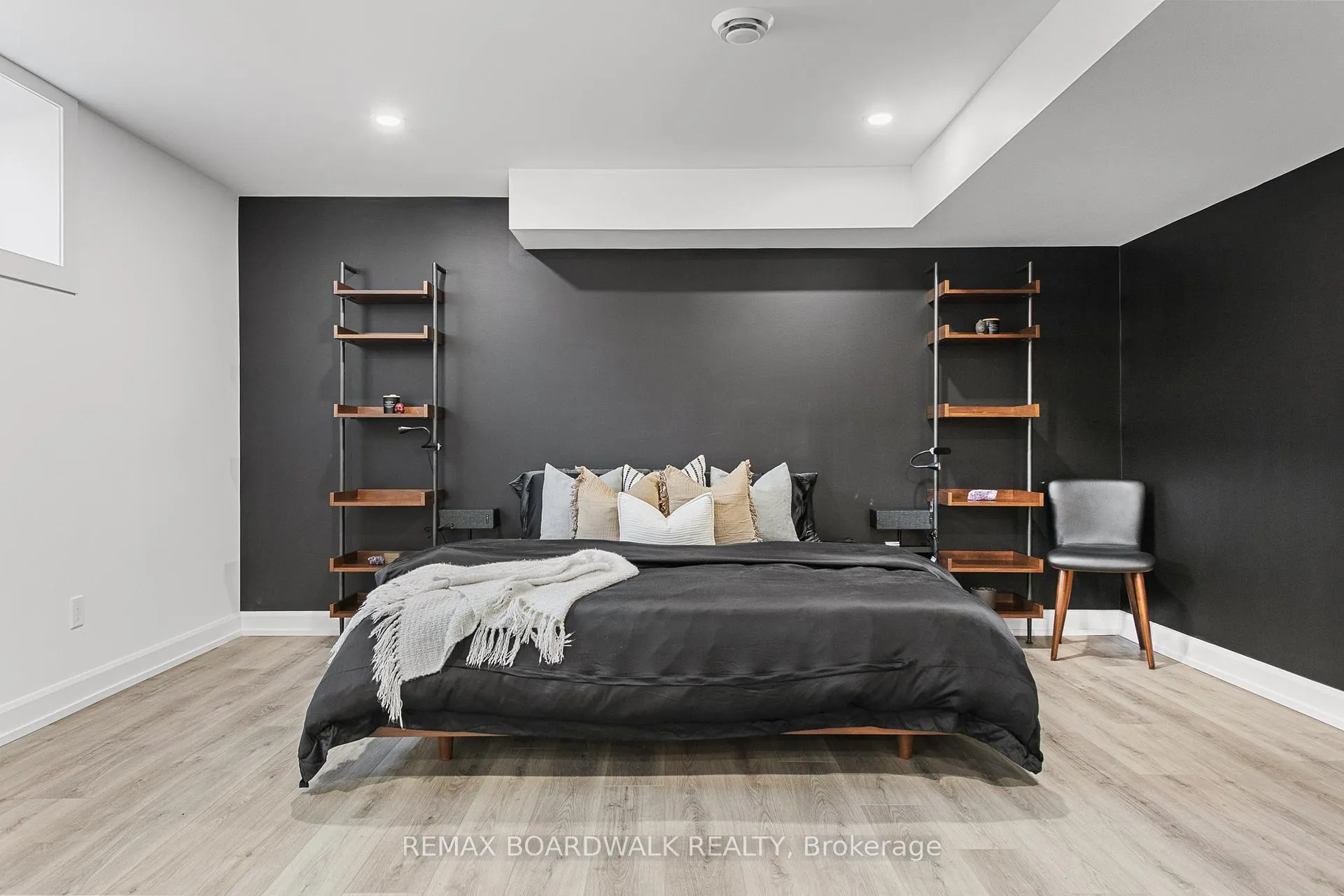 Photo 38 of 400 Cinnamon Crescent, Ottawa, Fitzroy Ward (South West) — HOMEH
