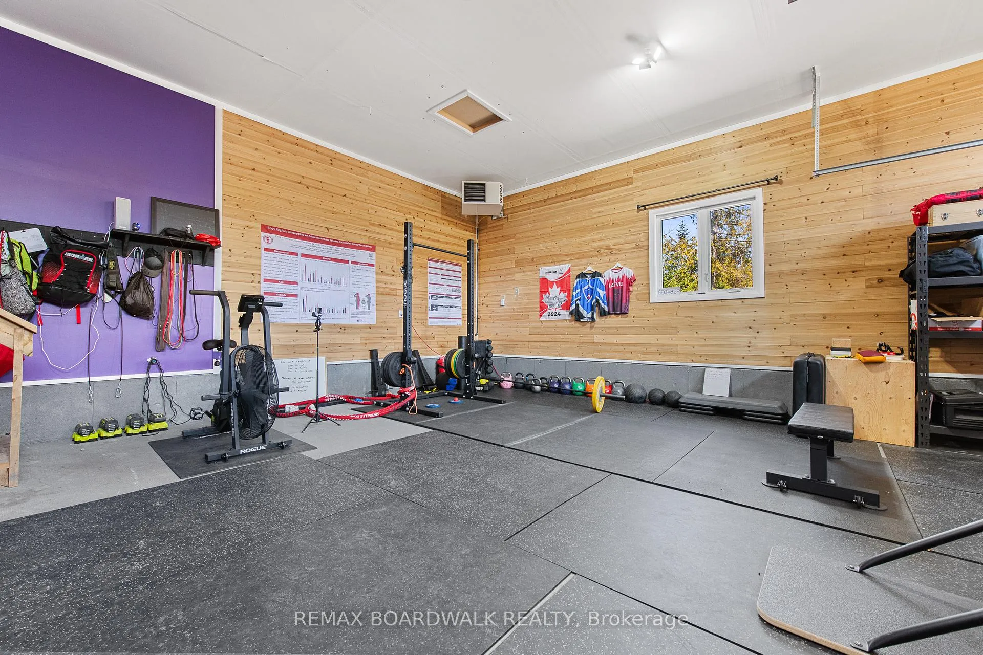 Photo 40 of 400 Cinnamon Crescent, Ottawa, Fitzroy Ward (South West) — HOMEH