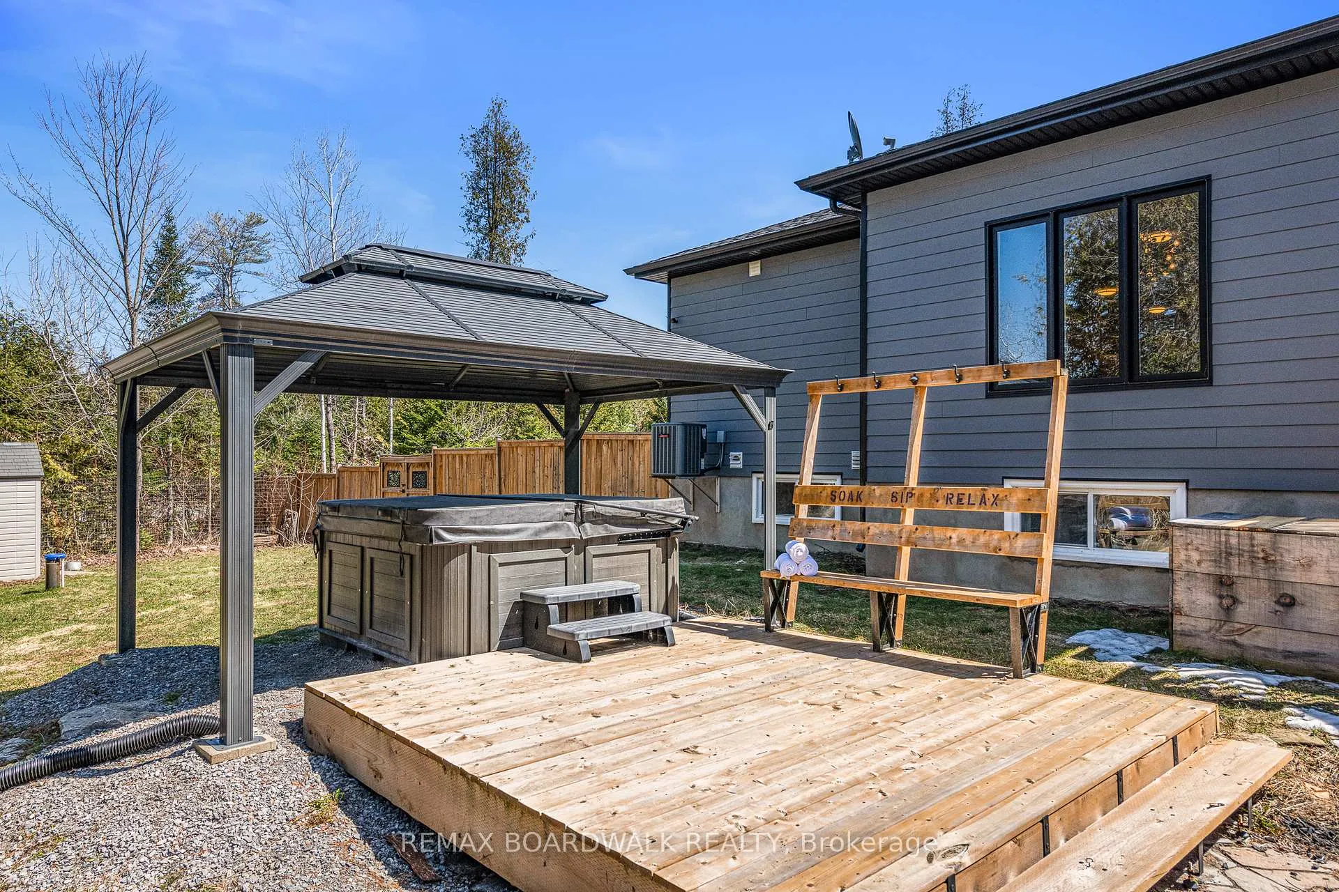 Photo 43 of 400 Cinnamon Crescent, Ottawa, Fitzroy Ward (South West) — HOMEH