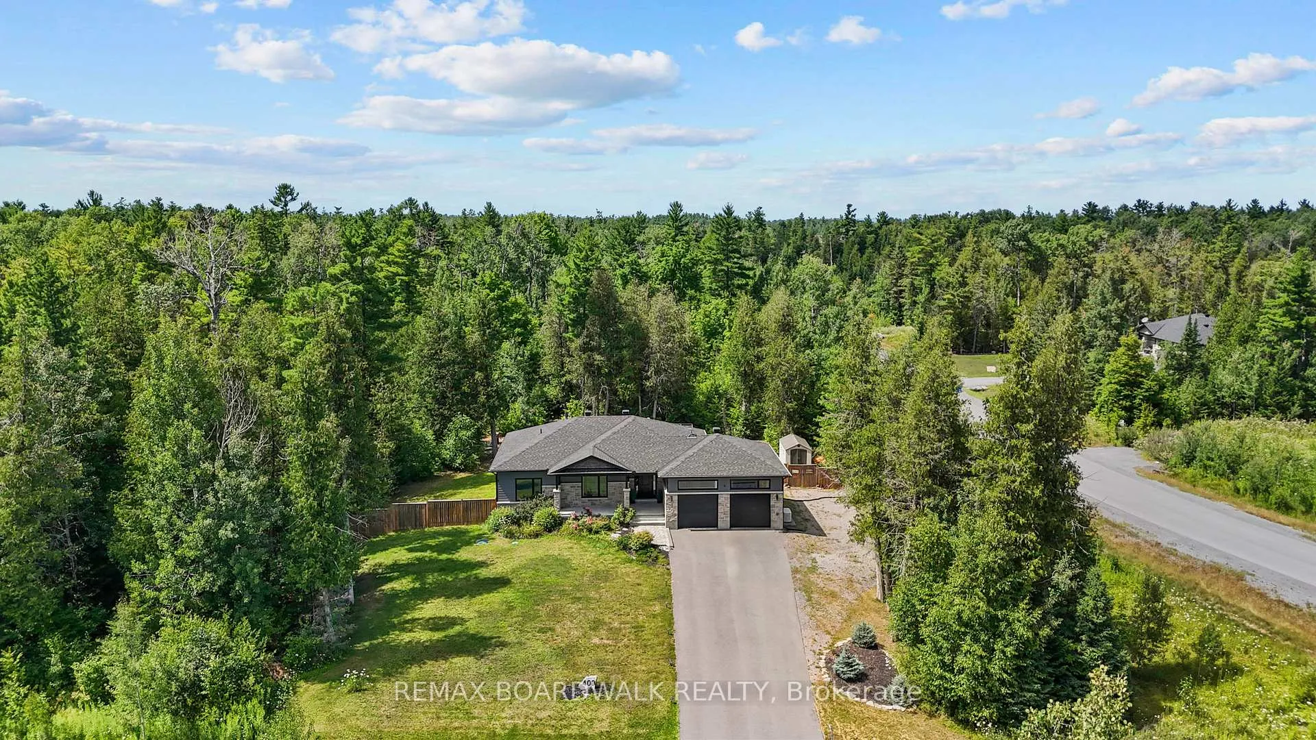 Photo 47 of 400 Cinnamon Crescent, Ottawa, Fitzroy Ward (South West) — HOMEH