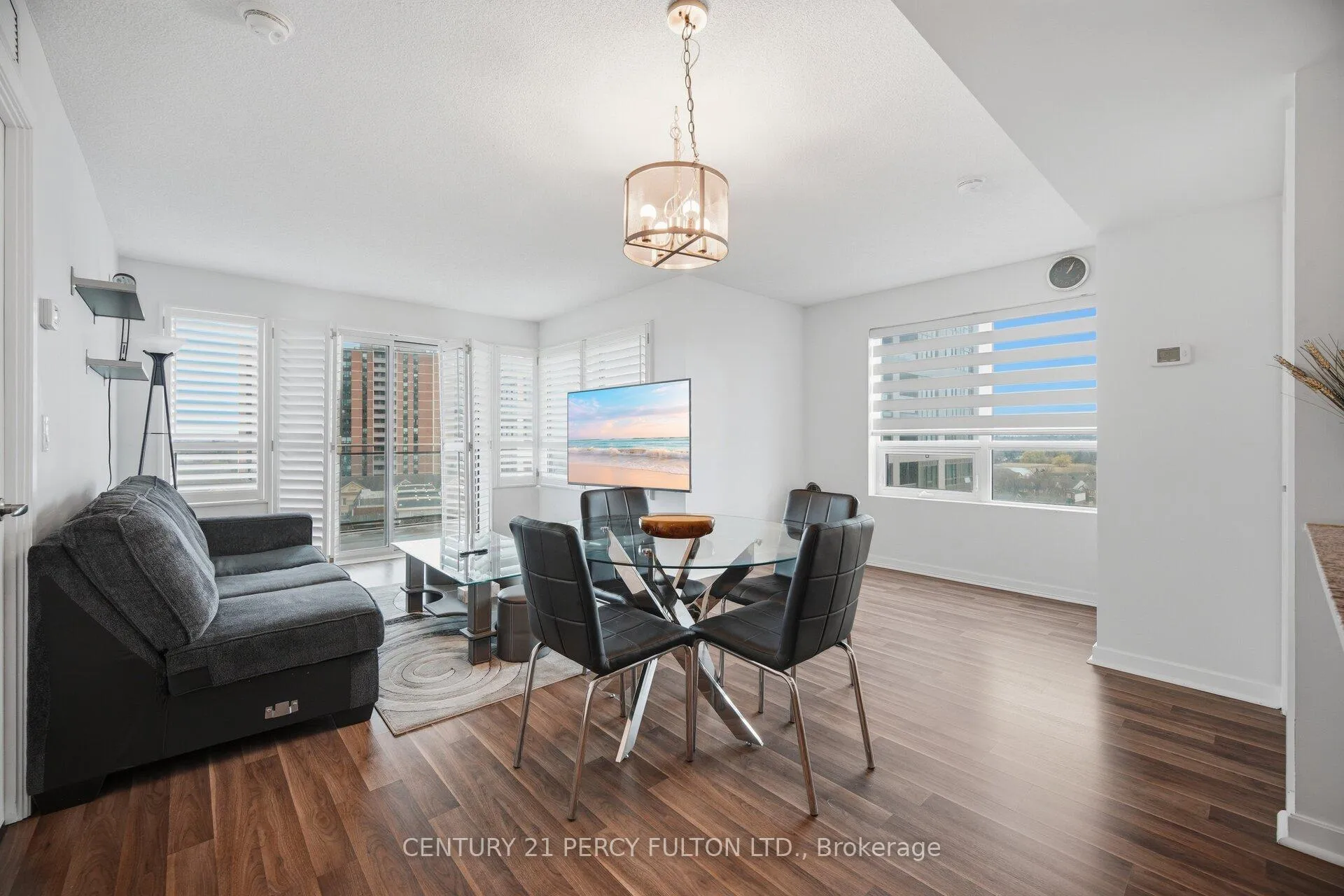 Photo 12 of Unit 702, 1235 Bayly Street, Pickering, Bay Ridges — HOMEH