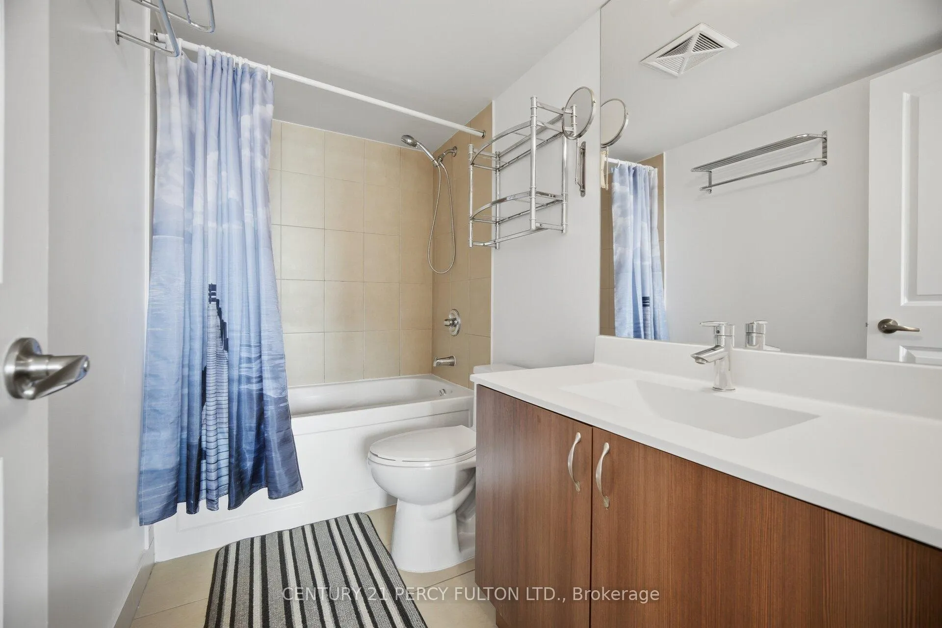 Photo 26 of Unit 702, 1235 Bayly Street, Pickering, Bay Ridges — HOMEH
