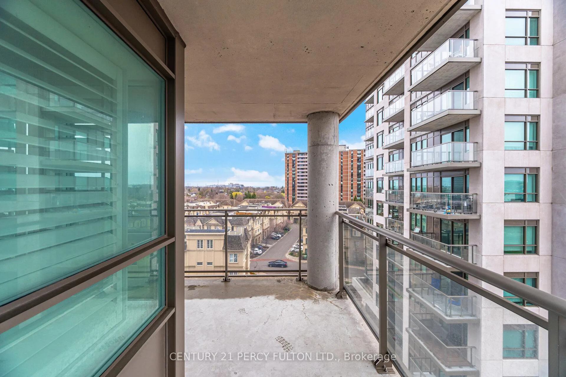 Photo 31 of Unit 702, 1235 Bayly Street, Pickering, Bay Ridges — HOMEH
