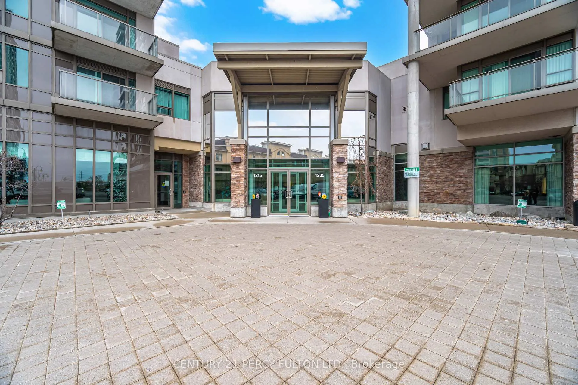 Photo 44 of Unit 702, 1235 Bayly Street, Pickering, Bay Ridges — HOMEH