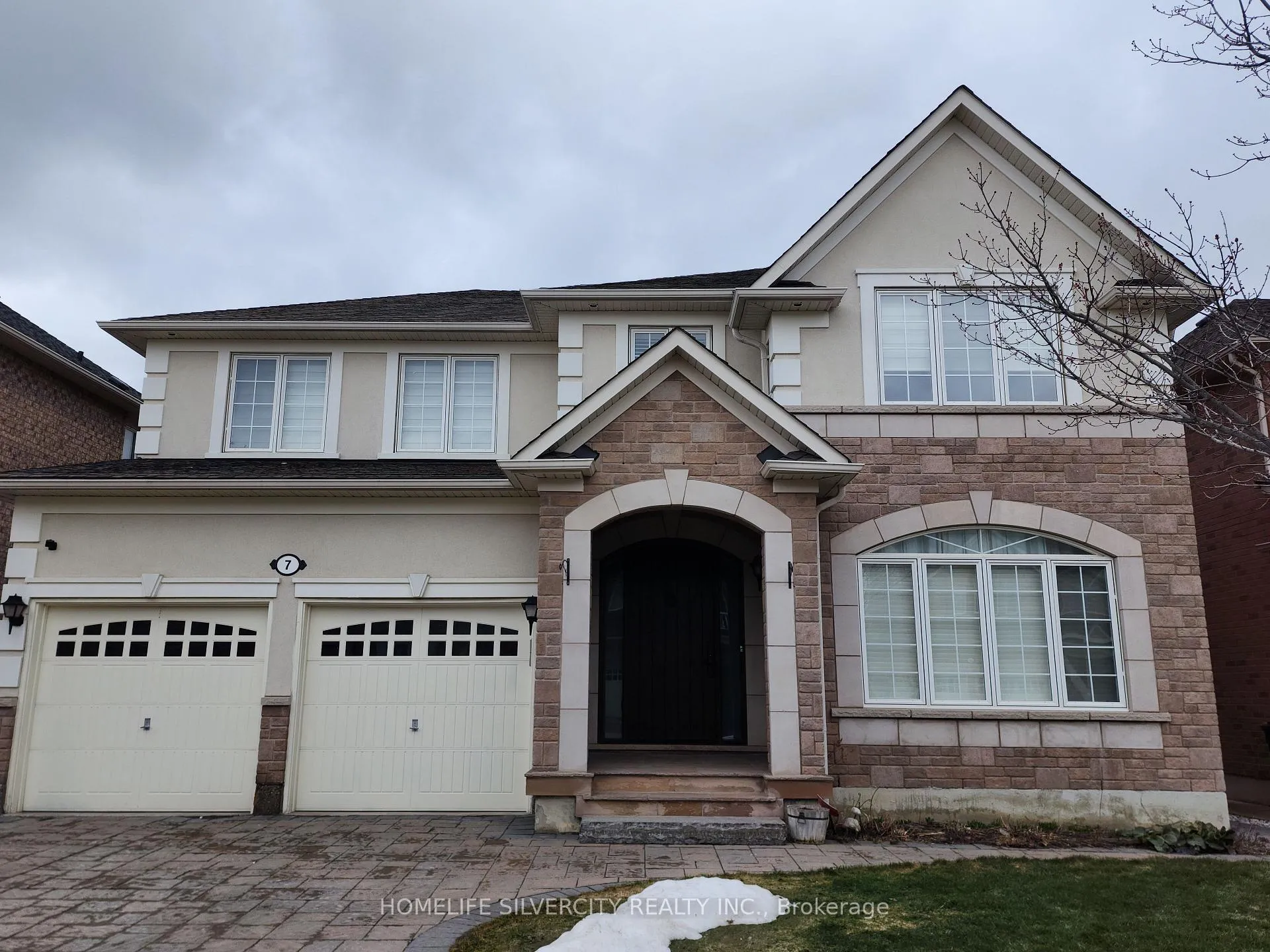 Photo 2 of 7 Valleywest Road, Brampton, Vales of Castlemore — HOMEH