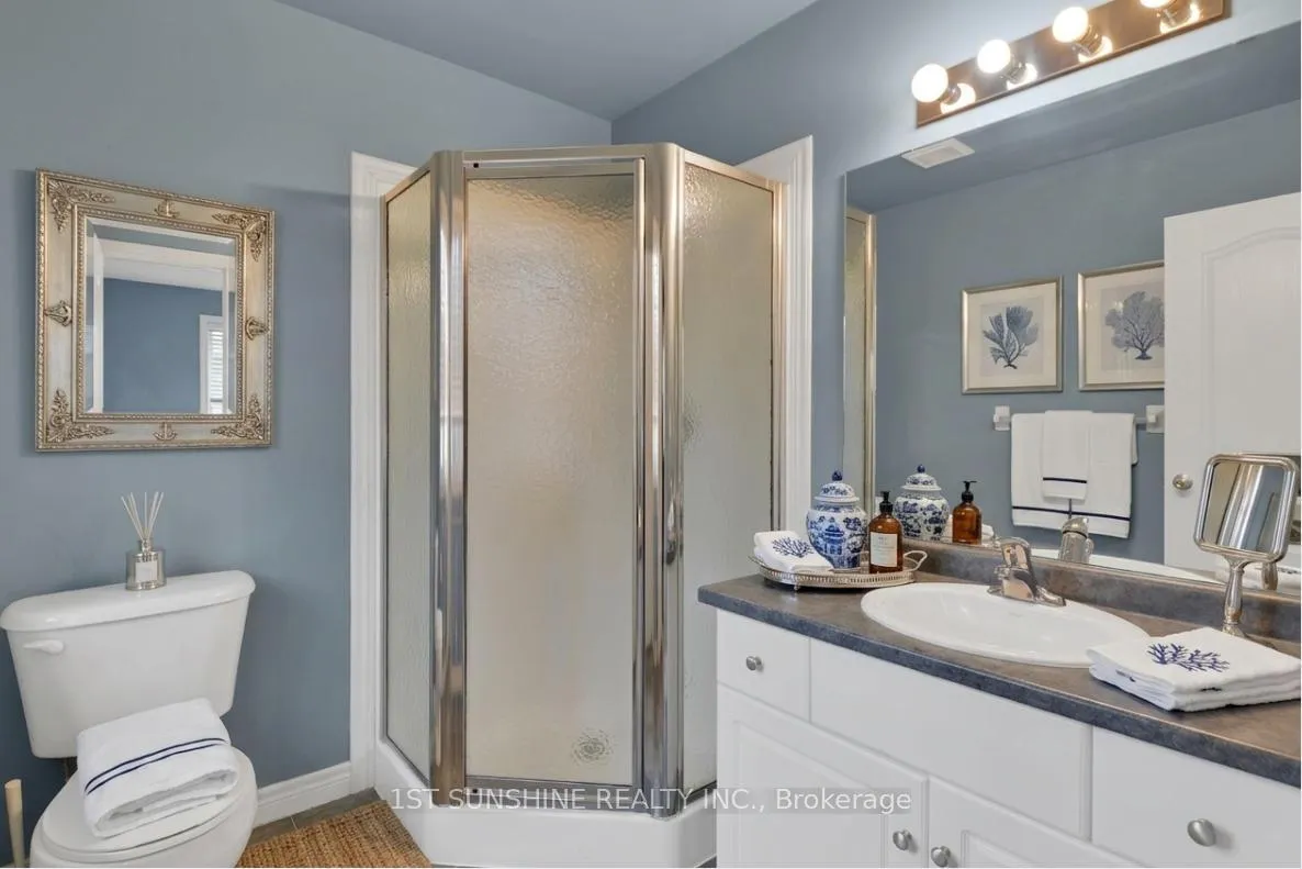 Photo 7 of Unit 43, 60 Cloverleaf Drive, Hamilton, Ancaster — HOMEH