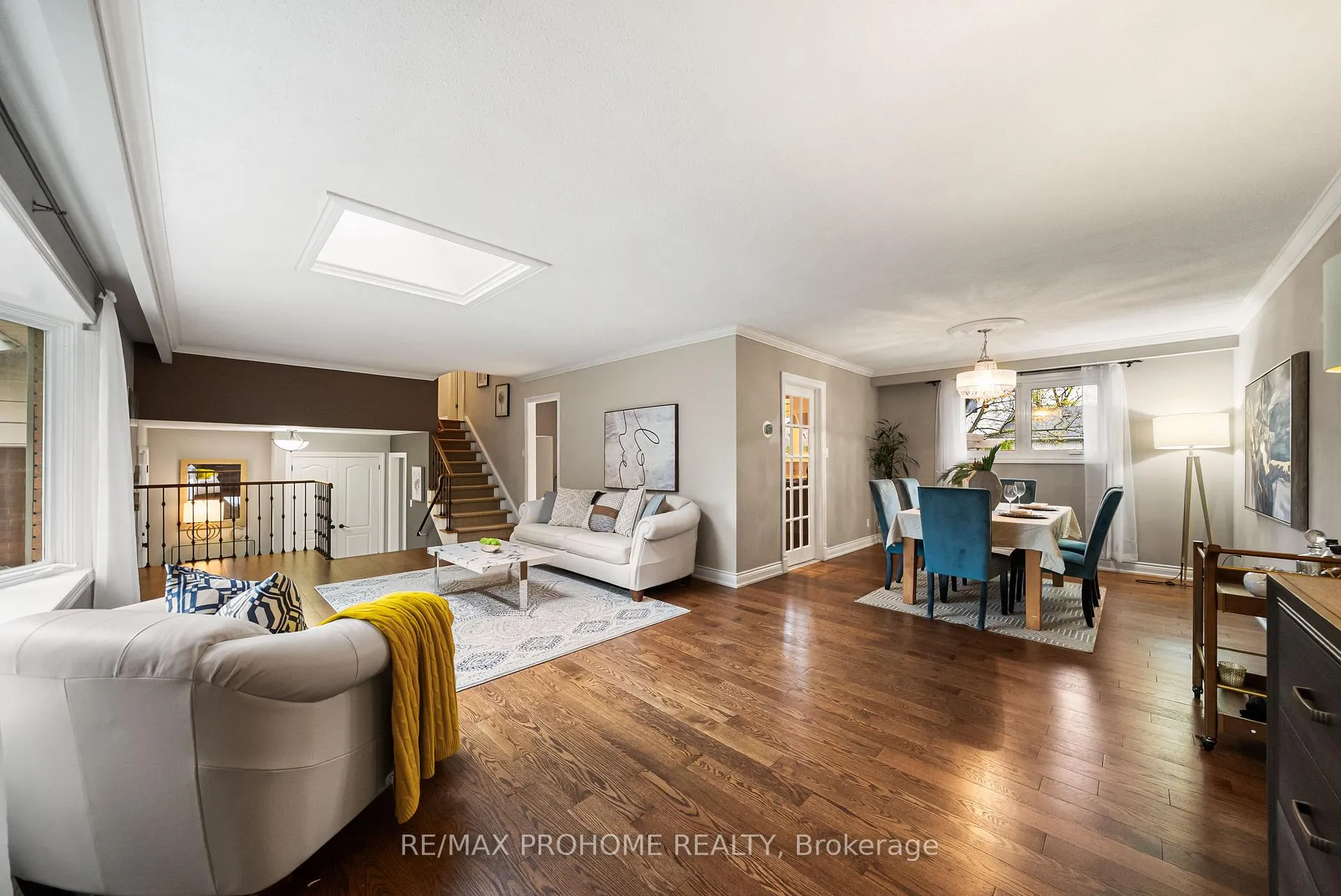 Photo 12 of 127 Senator Reesor Drive, Markham, Sherwood-Amberglen — HOMEH