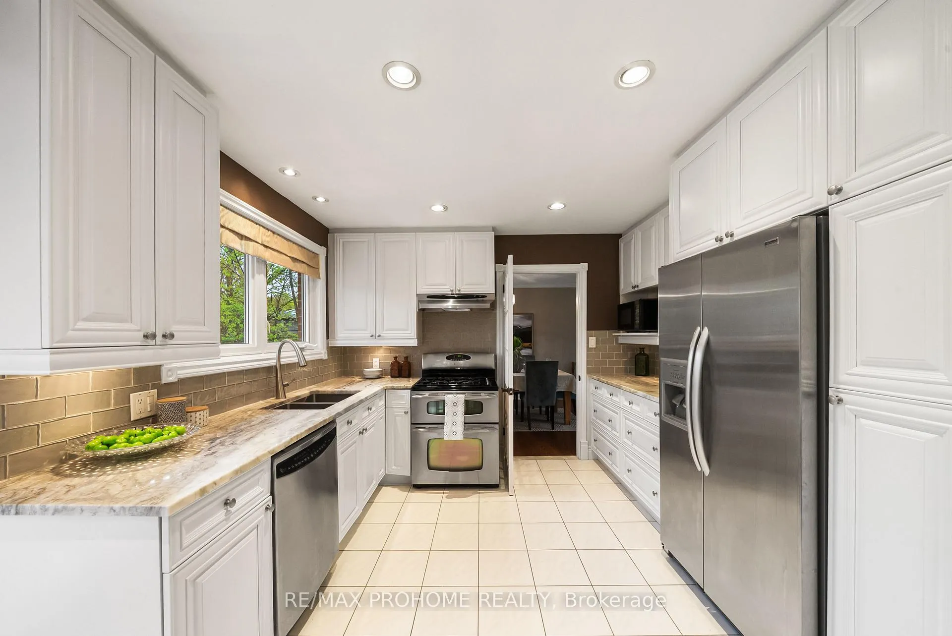 Photo 15 of 127 Senator Reesor Drive, Markham, Sherwood-Amberglen — HOMEH