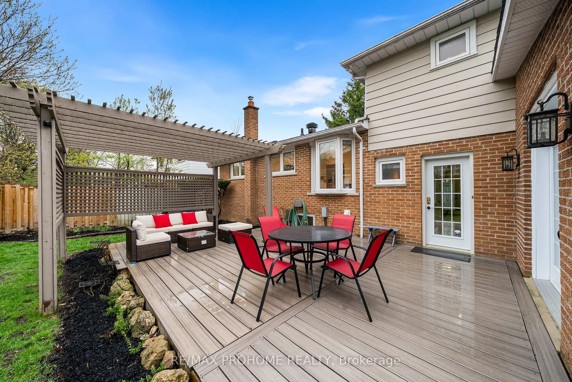 Photo 21 of 127 Senator Reesor Drive, Markham, Sherwood-Amberglen — HOMEH