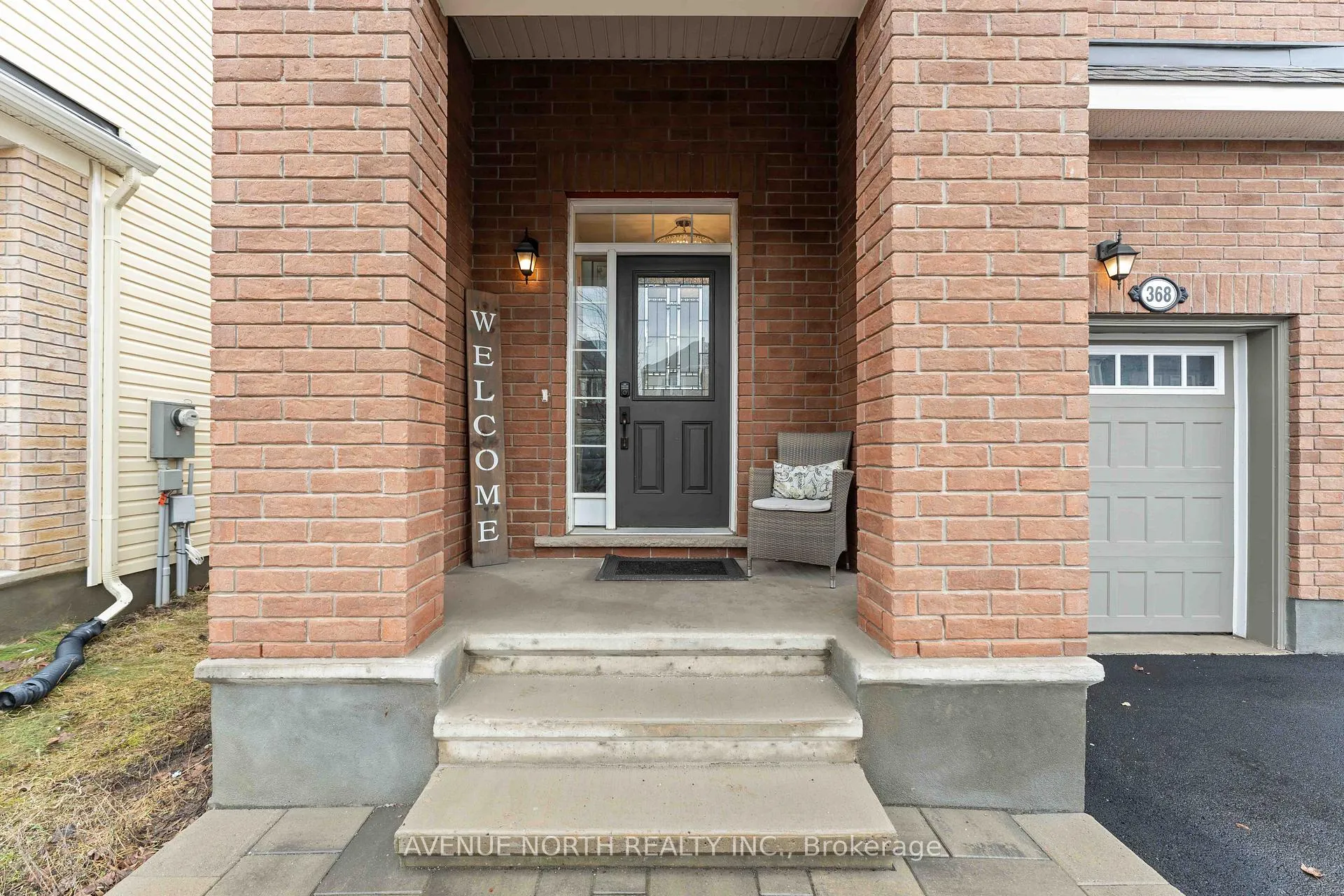 Photo 2 of 368 River Landing Avenue, Ottawa, Barrhaven - Half Moon Bay — HOMEH