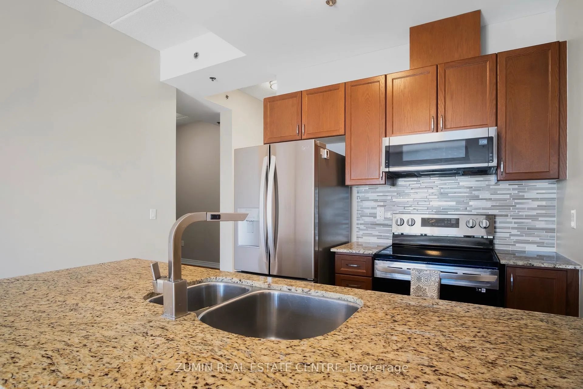 Photo 13 of Unit 606, 1419 Costigan Road, Milton, Clarke — HOMEH