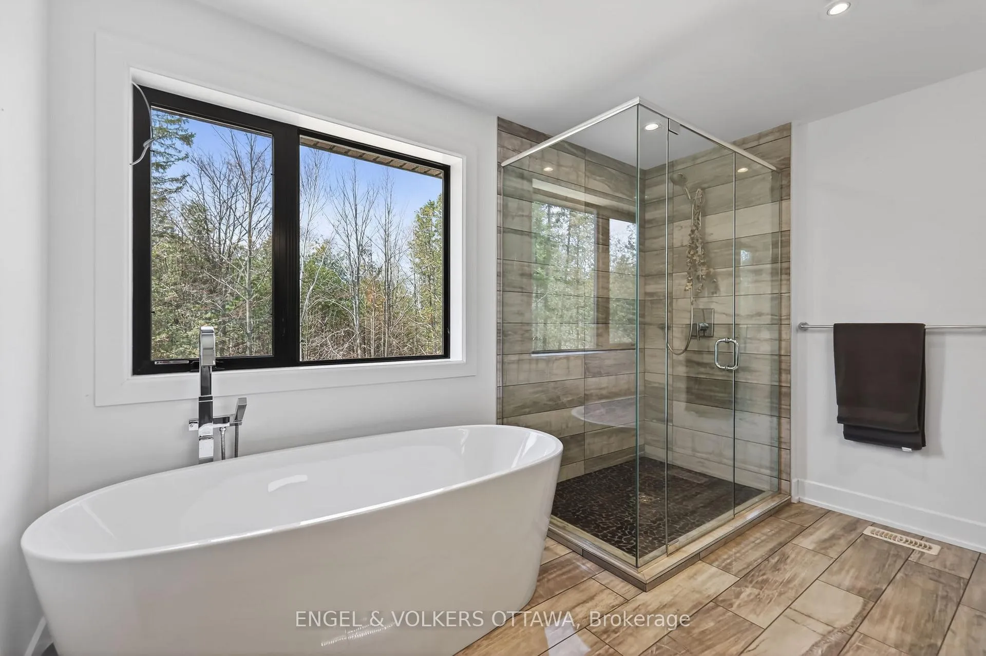 Photo 20 of 234 Ridgemont Drive, Beckwith, Beckwith Twp — HOMEH