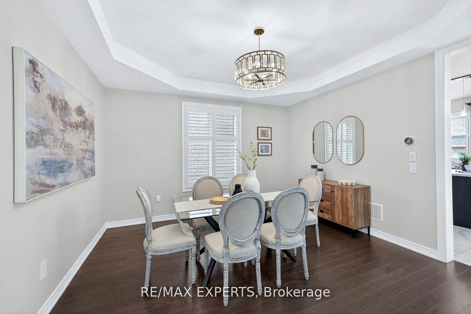 Photo 4 of 31 Gillis Road, Brampton, Northwest Brampton — HOMEH