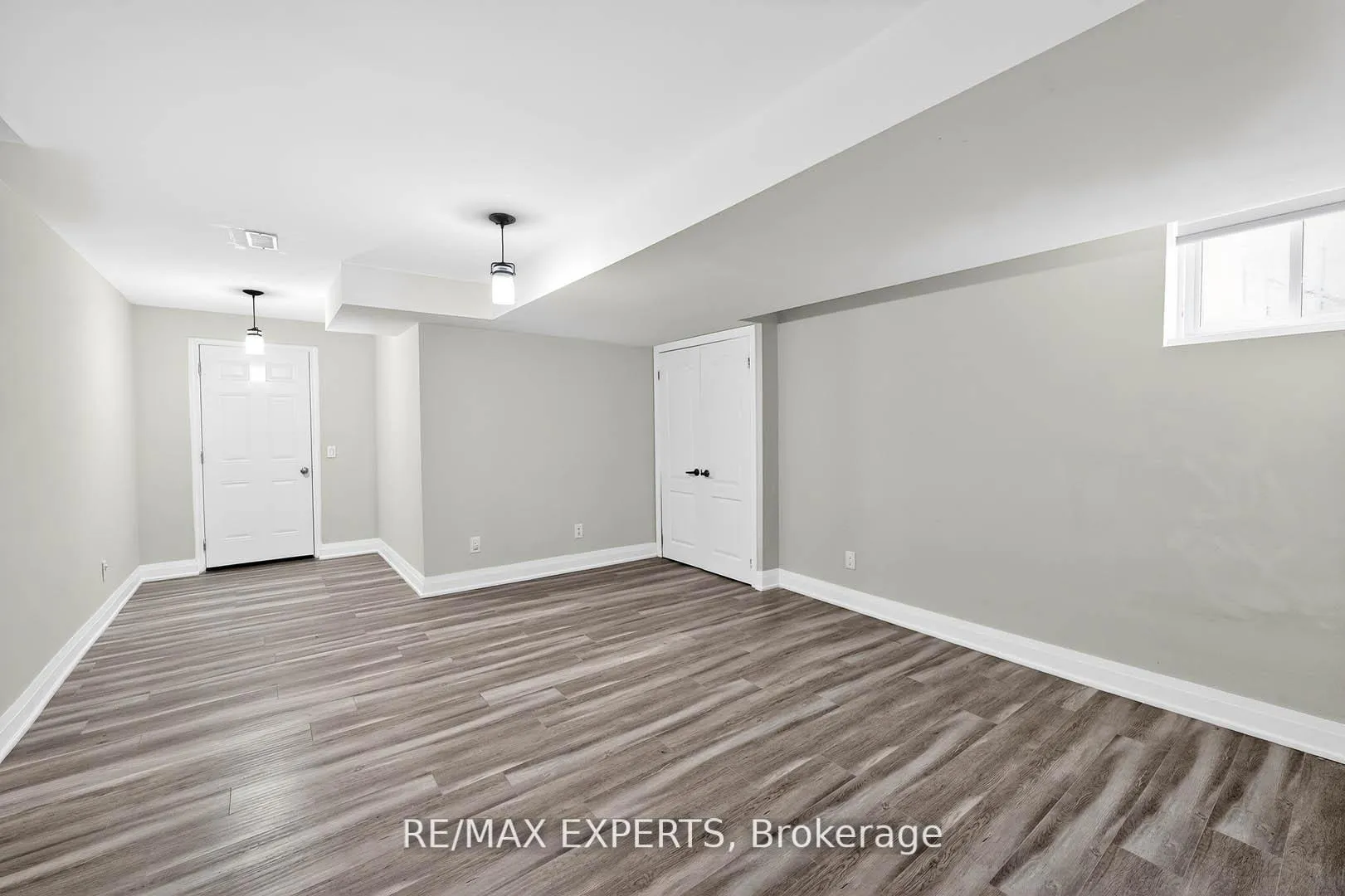 Photo 34 of 31 Gillis Road, Brampton, Northwest Brampton — HOMEH