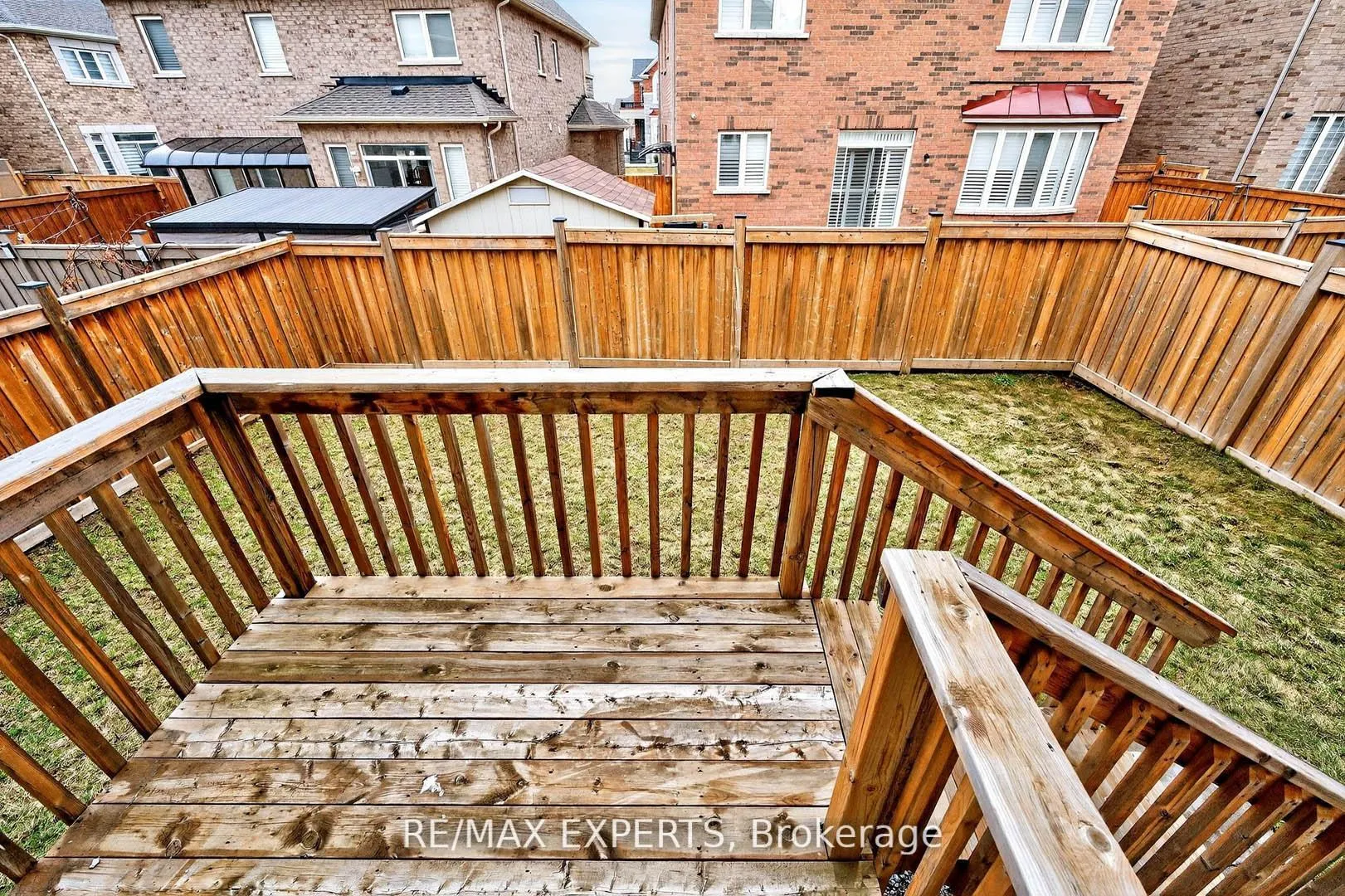 Photo 37 of 31 Gillis Road, Brampton, Northwest Brampton — HOMEH