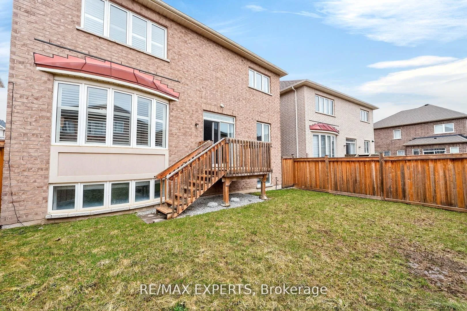 Photo 39 of 31 Gillis Road, Brampton, Northwest Brampton — HOMEH