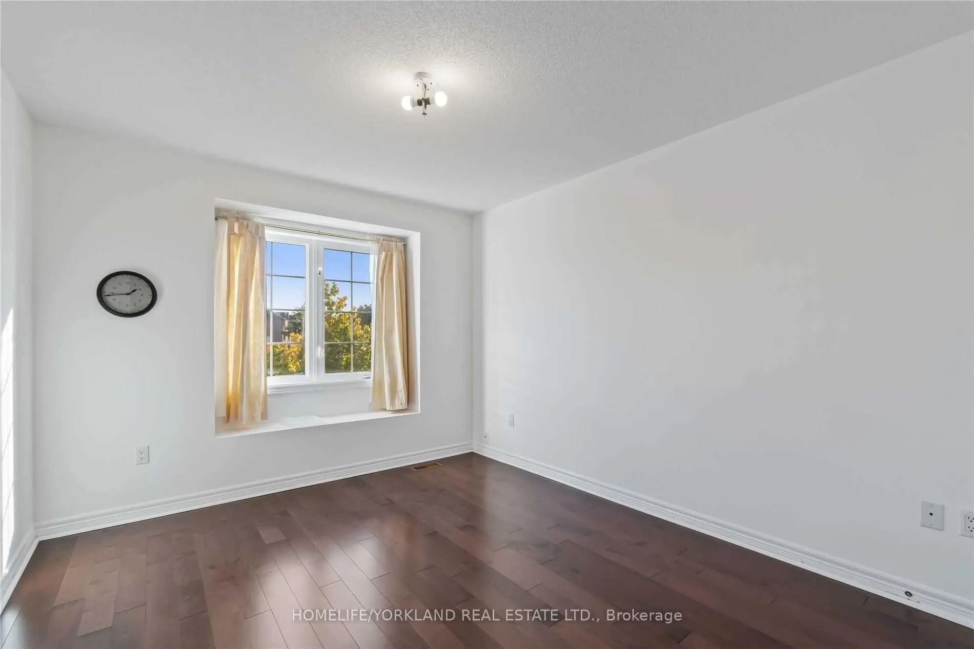 Photo 19 of 11 Westchester Crescent, Markham, Berczy — HOMEH