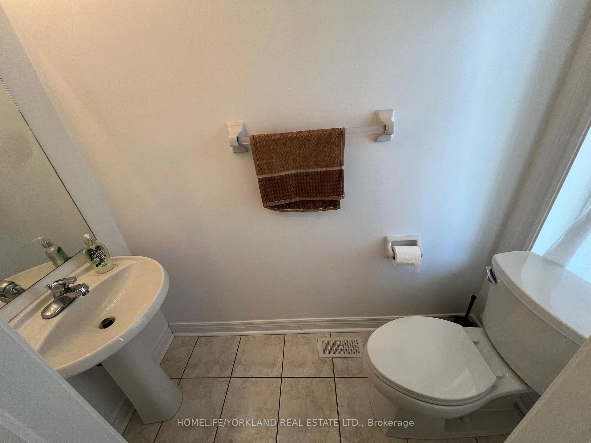 Photo 22 of 11 Westchester Crescent, Markham, Berczy — HOMEH
