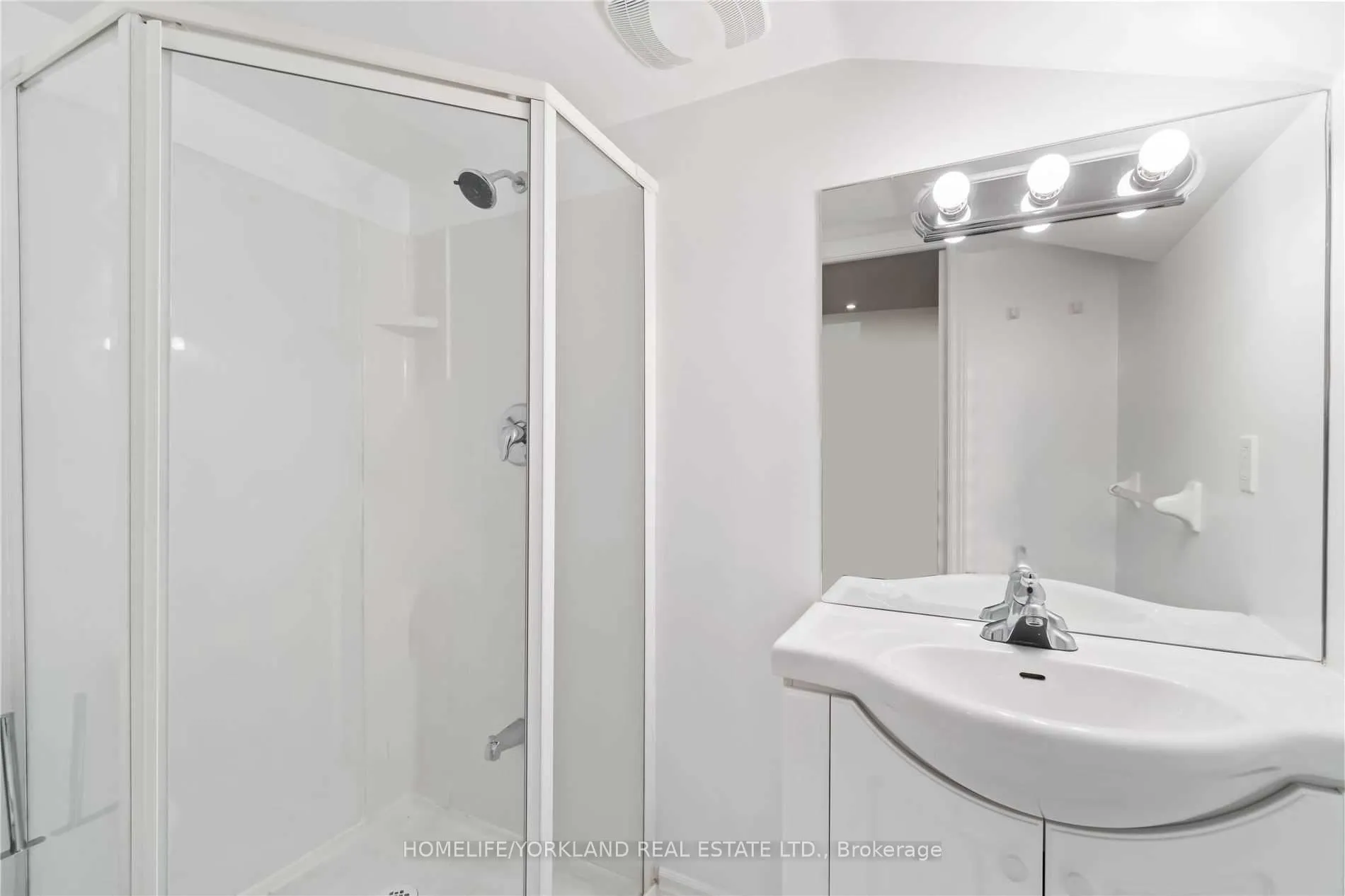 Photo 27 of 11 Westchester Crescent, Markham, Berczy — HOMEH