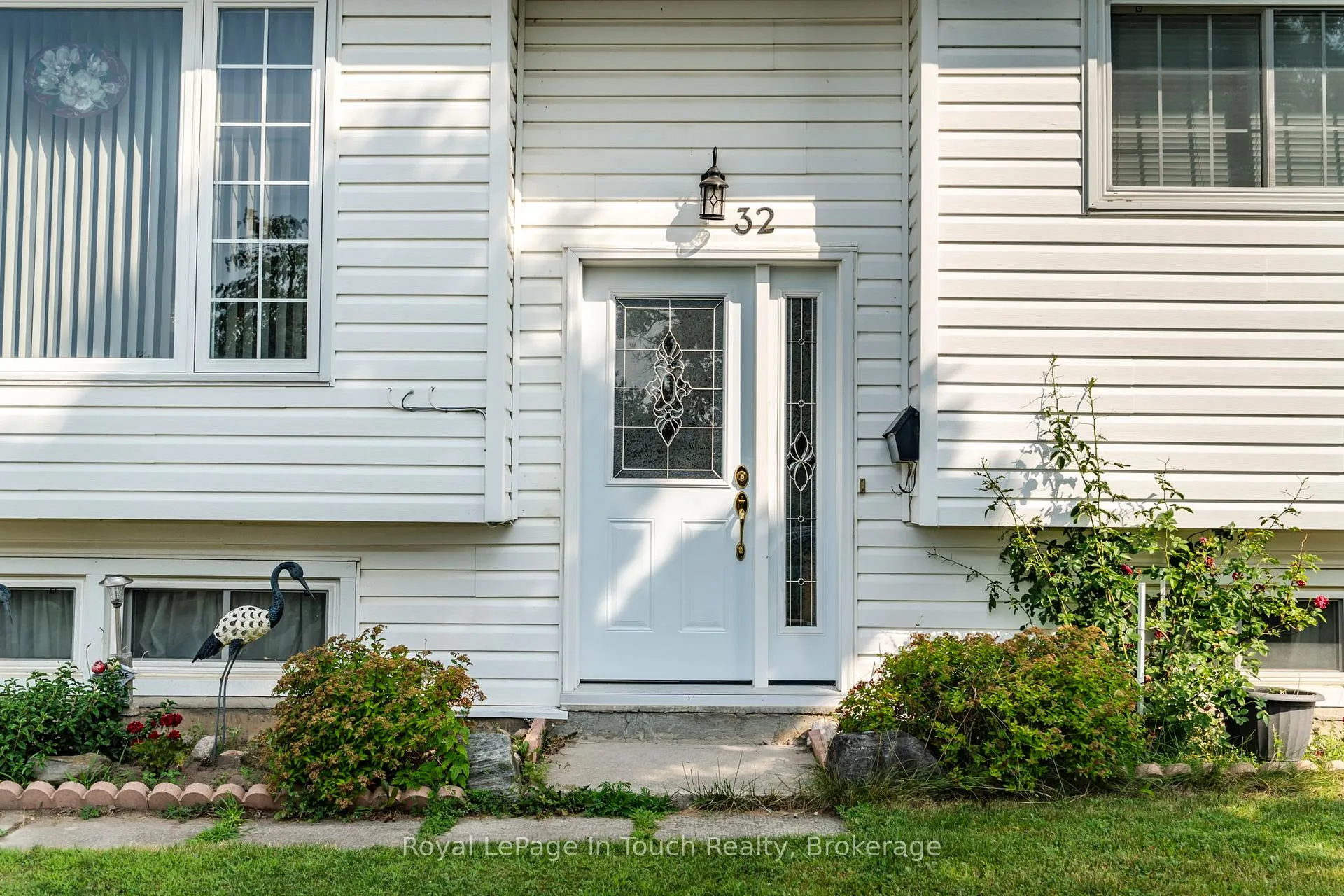 Photo 3 of 32 Bridle Road, Penetanguishene — HOMEH