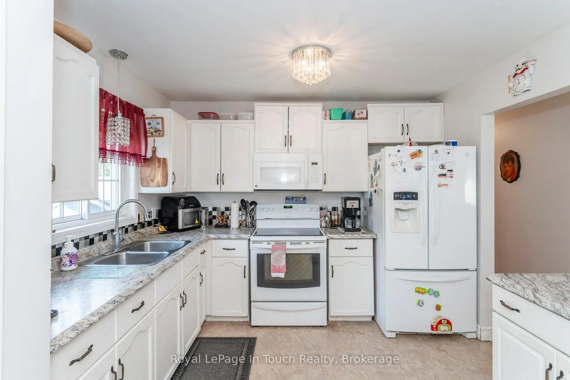 Photo 6 of 32 Bridle Road, Penetanguishene — HOMEH
