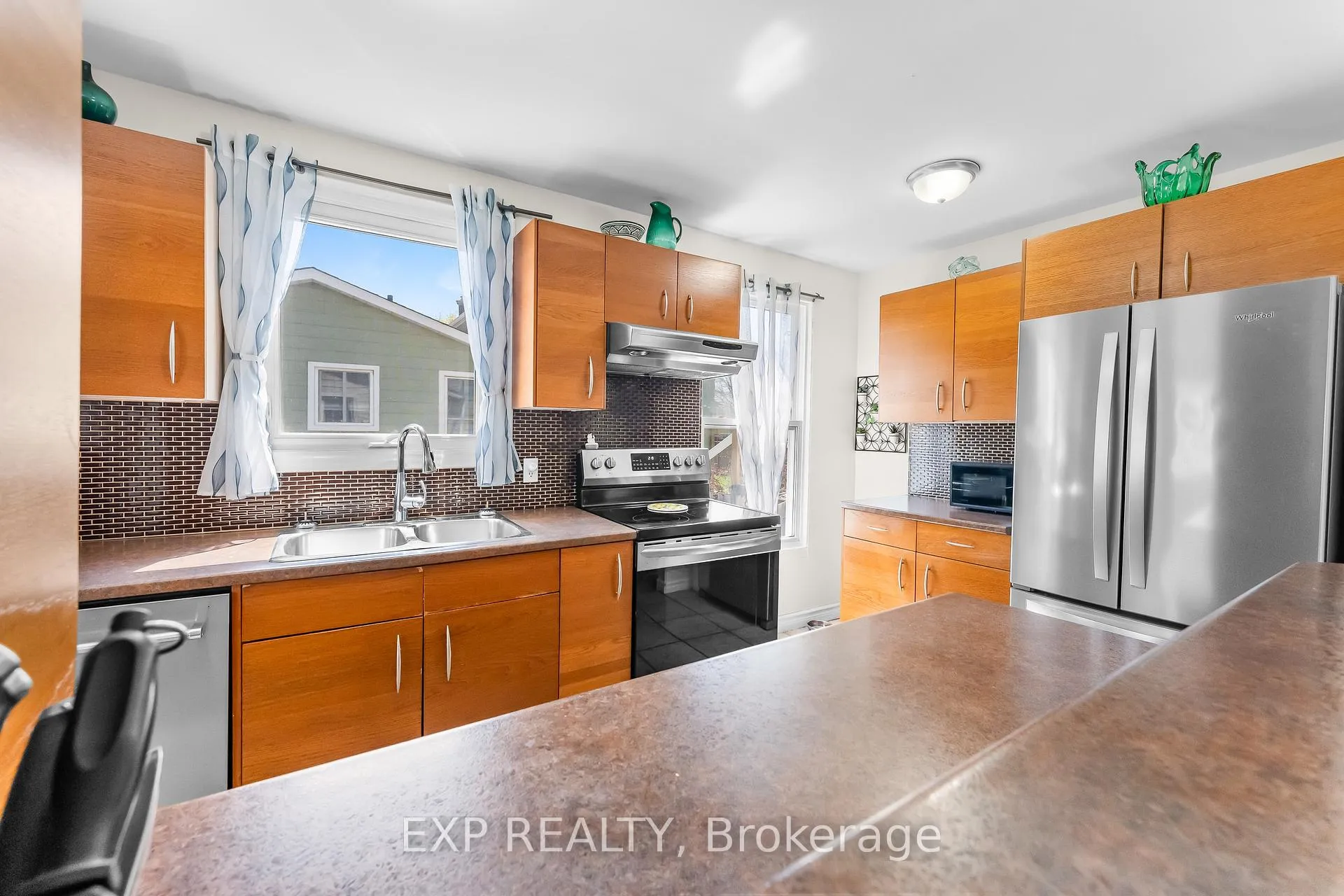 Photo 6 of 33 Stanmary Drive, St. Catharines, Fairview — HOMEH