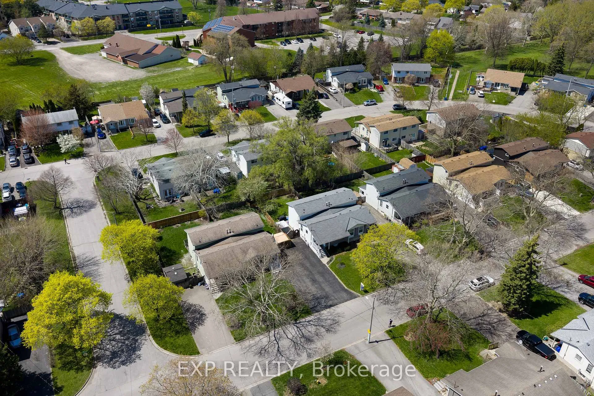 Photo 31 of 33 Stanmary Drive, St. Catharines, Fairview — HOMEH