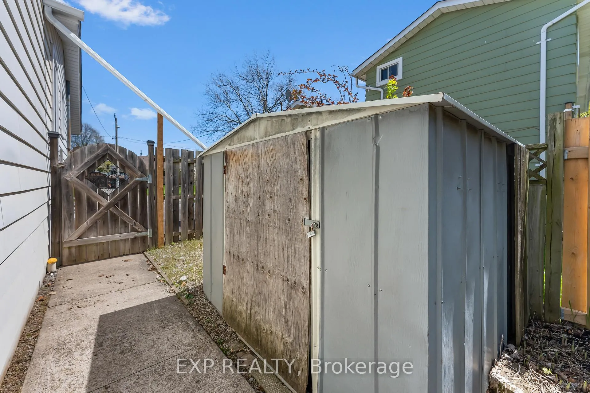 Photo 35 of 33 Stanmary Drive, St. Catharines, Fairview — HOMEH