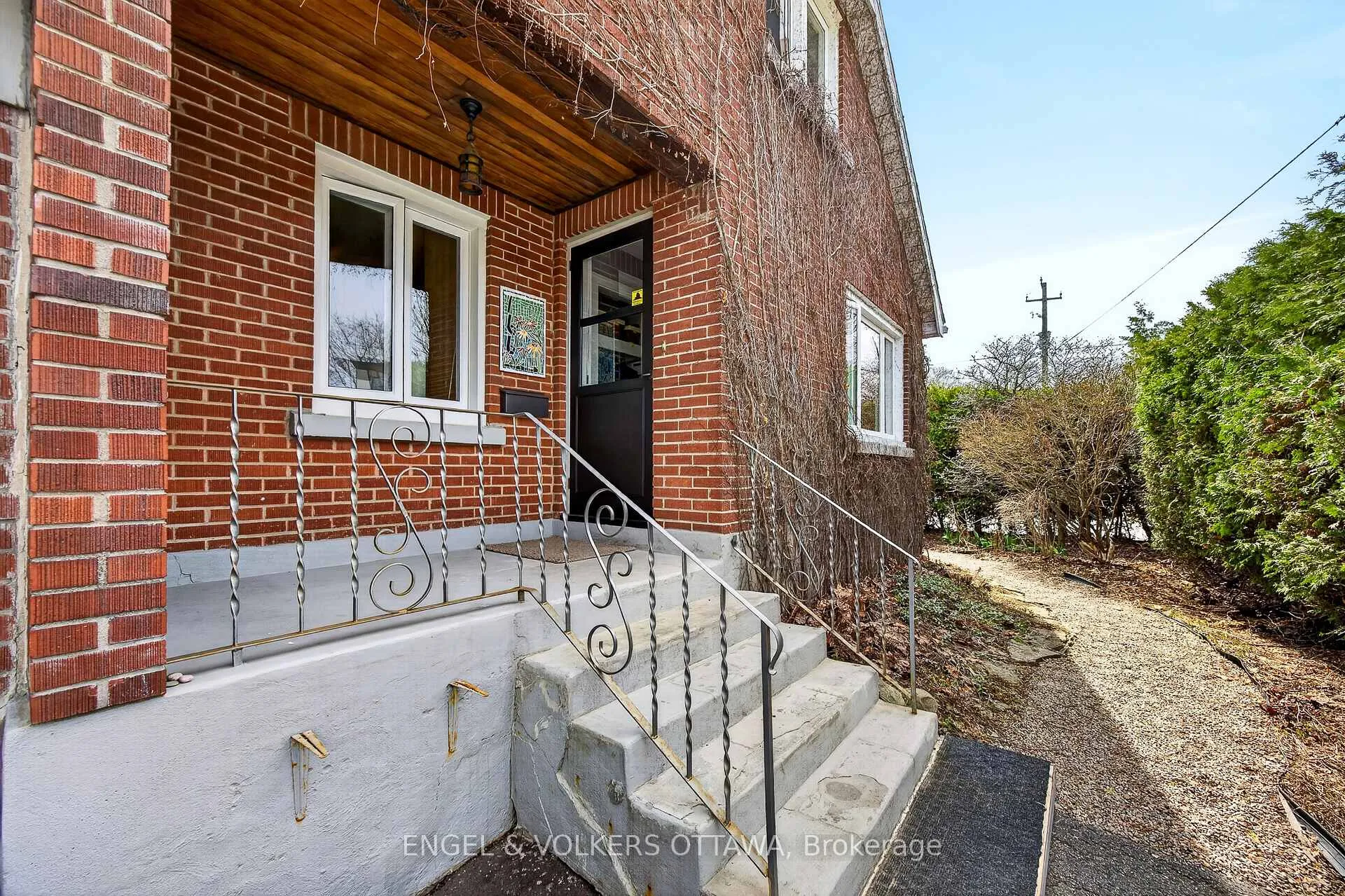 Photo 2 of 166 Wesley Avenue, Ottawa, Westboro/Hampton Park — HOMEH