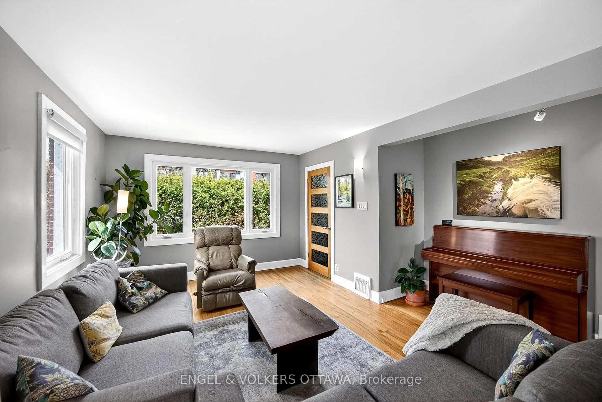 Photo 3 of 166 Wesley Avenue, Ottawa, Westboro/Hampton Park — HOMEH