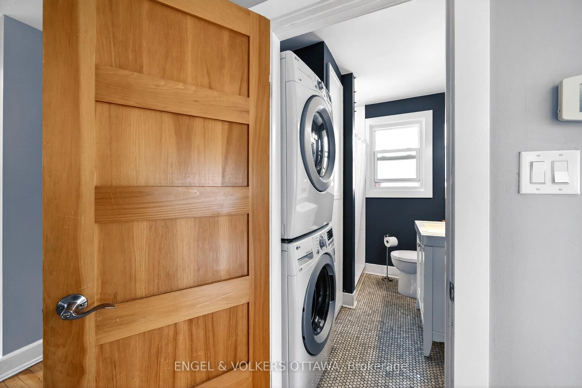 Photo 15 of 166 Wesley Avenue, Ottawa, Westboro/Hampton Park — HOMEH