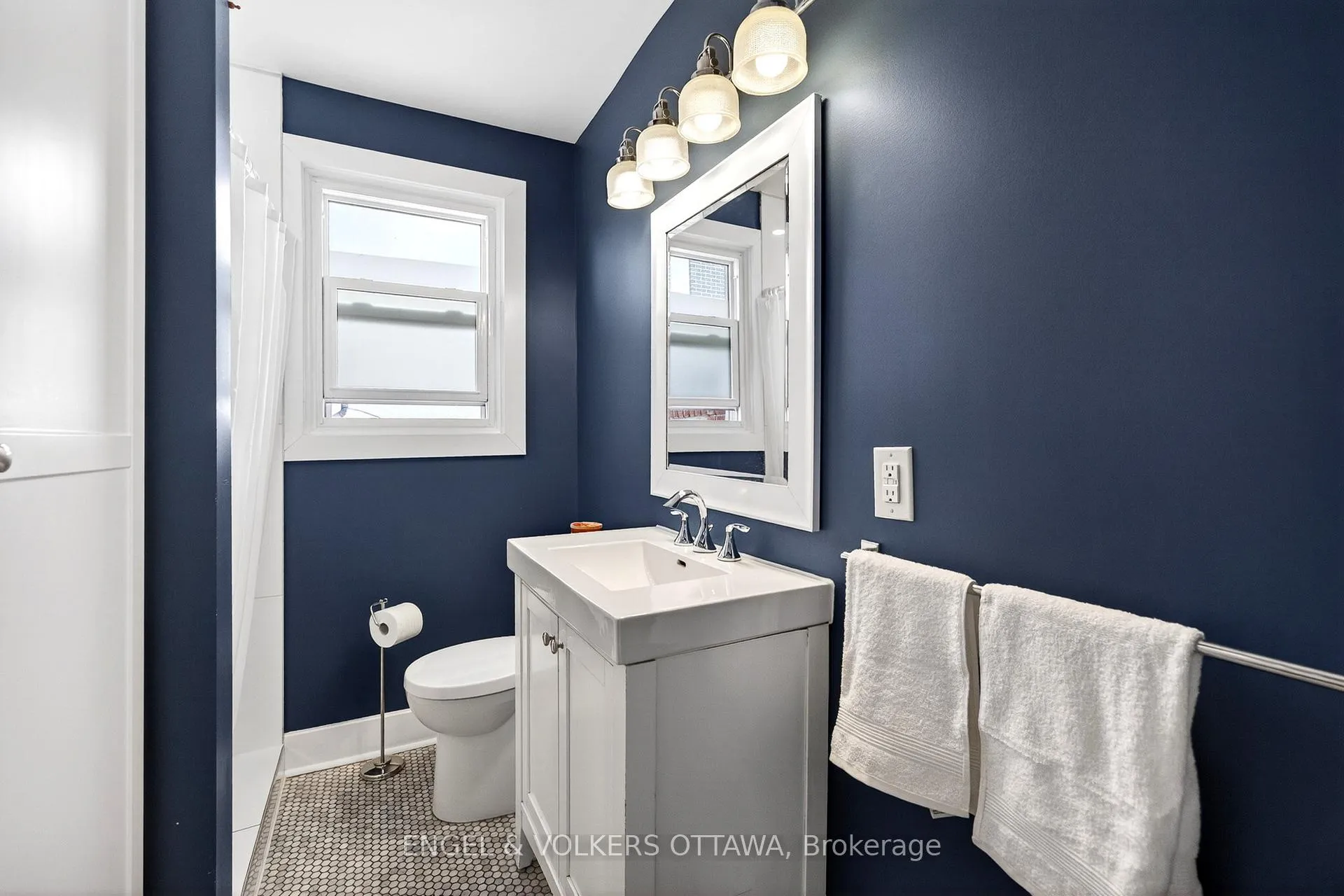 Photo 16 of 166 Wesley Avenue, Ottawa, Westboro/Hampton Park — HOMEH