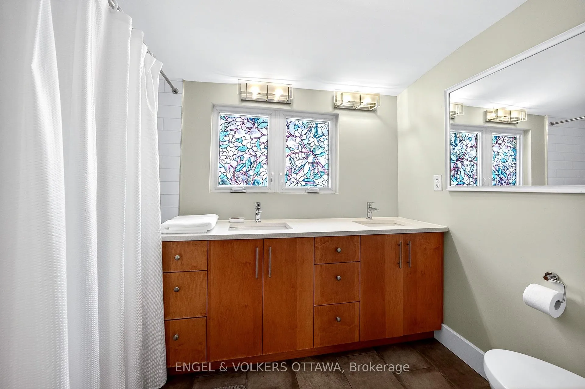 Photo 23 of 166 Wesley Avenue, Ottawa, Westboro/Hampton Park — HOMEH