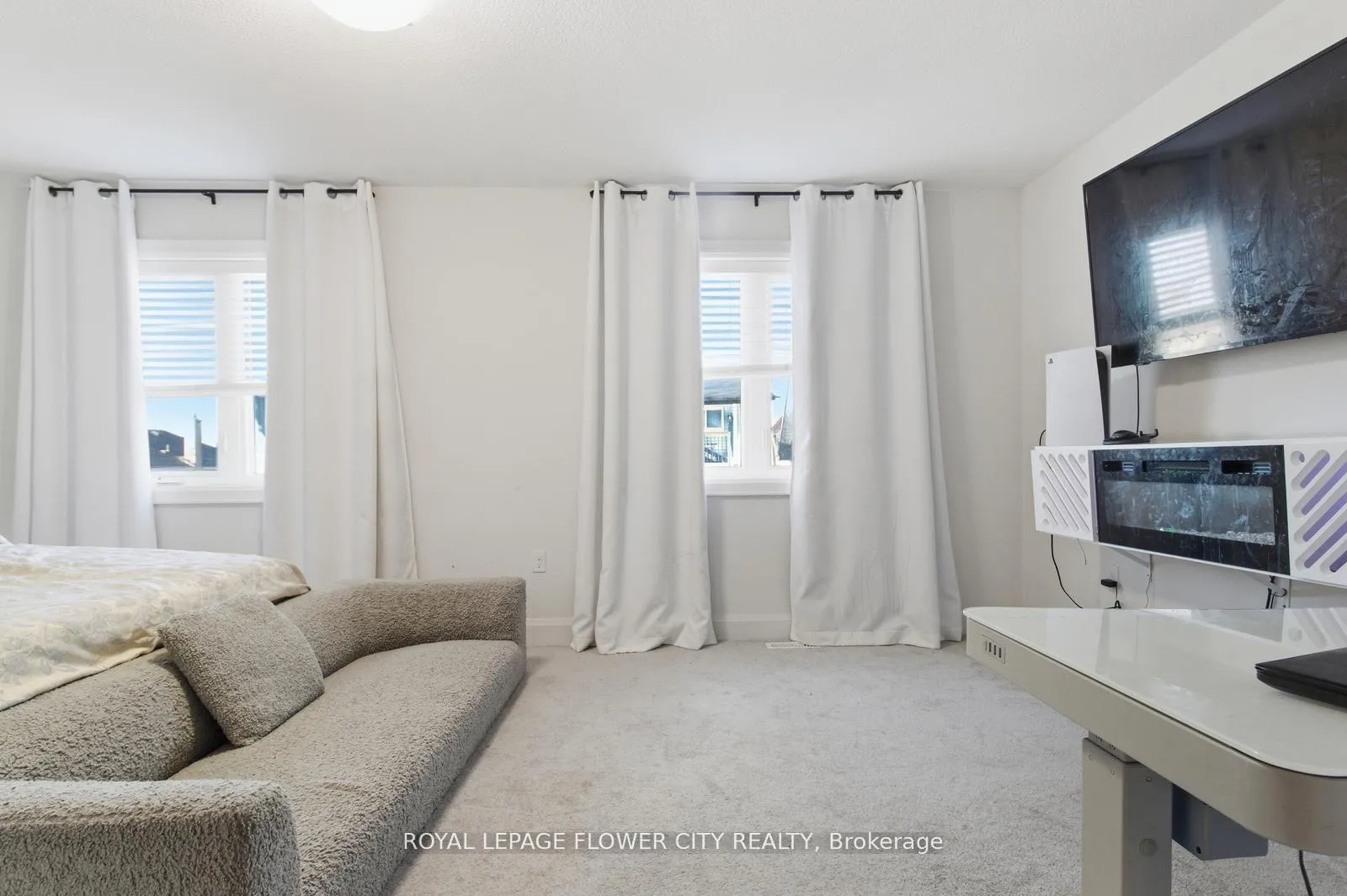 Photo 34 of 13 Grafton Avenue, Hamilton, Hamilton Beach — HOMEH