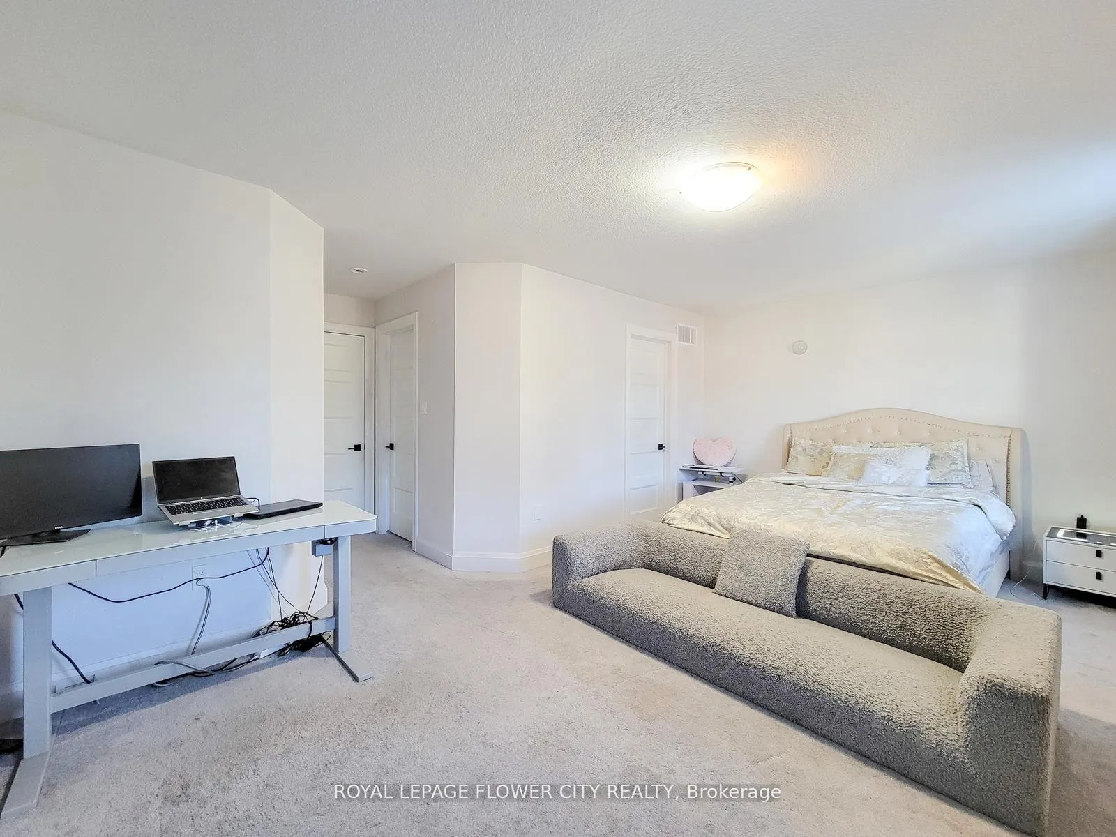 Photo 37 of 13 Grafton Avenue, Hamilton, Hamilton Beach — HOMEH
