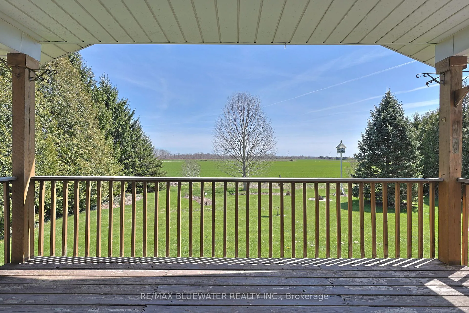 Photo 3 of 9873 Leonard Street, Lambton Shores, Grand Bend — HOMEH