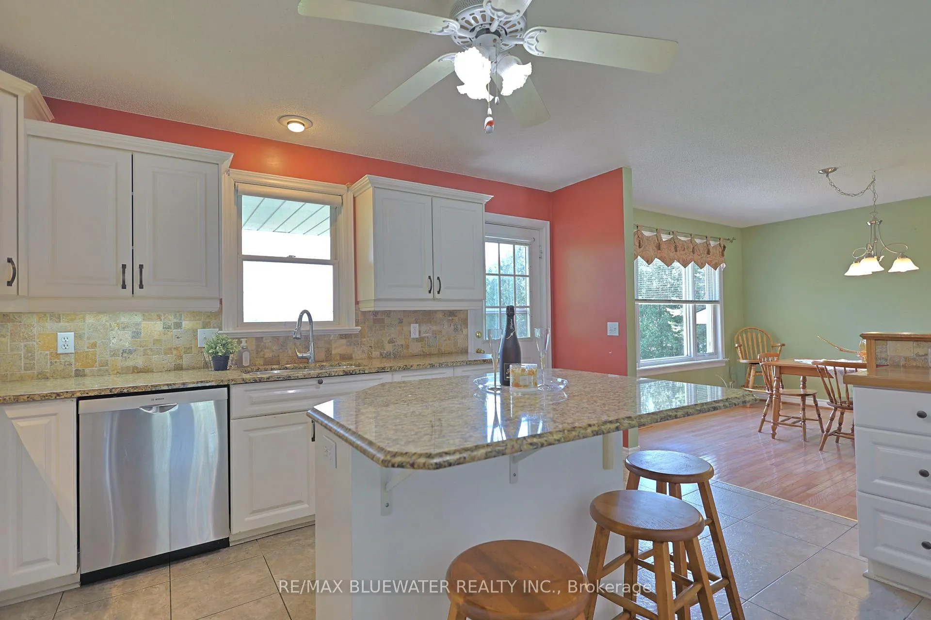 Photo 23 of 9873 Leonard Street, Lambton Shores, Grand Bend — HOMEH